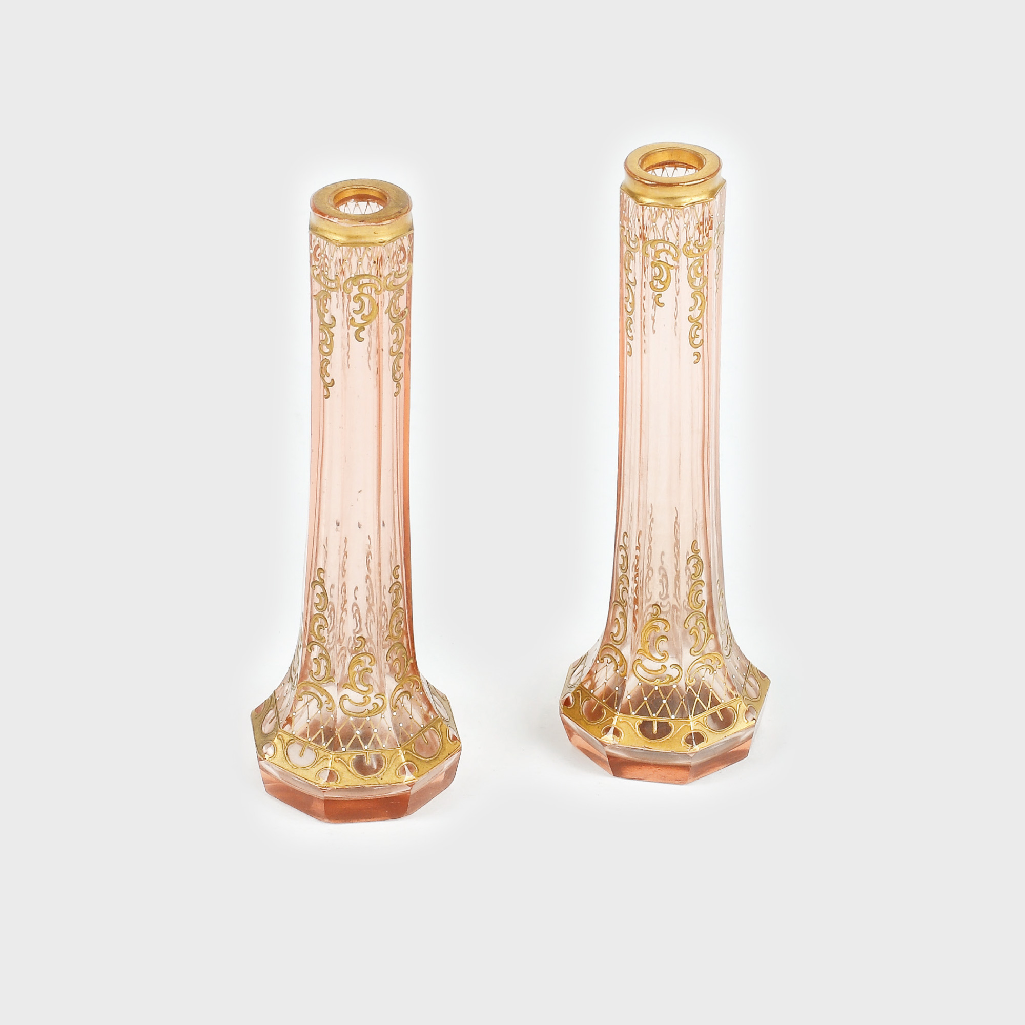 Pereche de vase soliflore din cristal Moser, pictate cu aur coloidal, 1905-1910