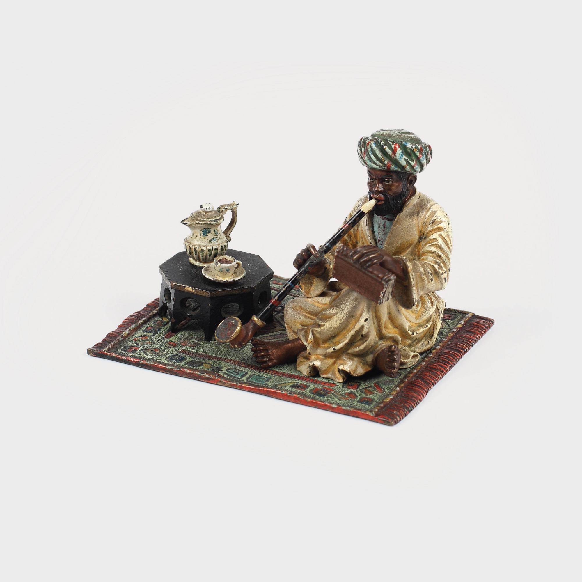 "Fumătorul de opium" - bronz de Viena, sculptură decorativă din bronz, 1900-1910