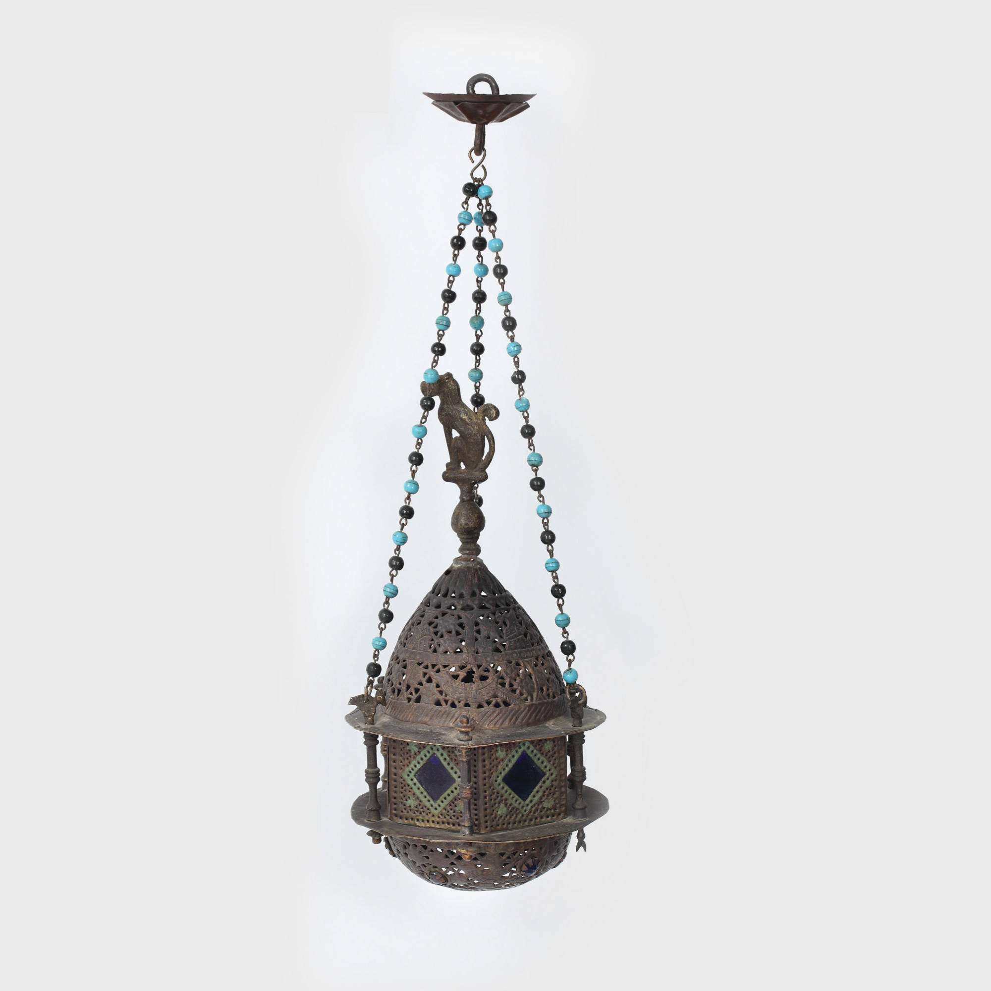 Lampă de plafon, persană, bogat decorată cu flori și păsări exotice, sec. XIX; piesă de colecție