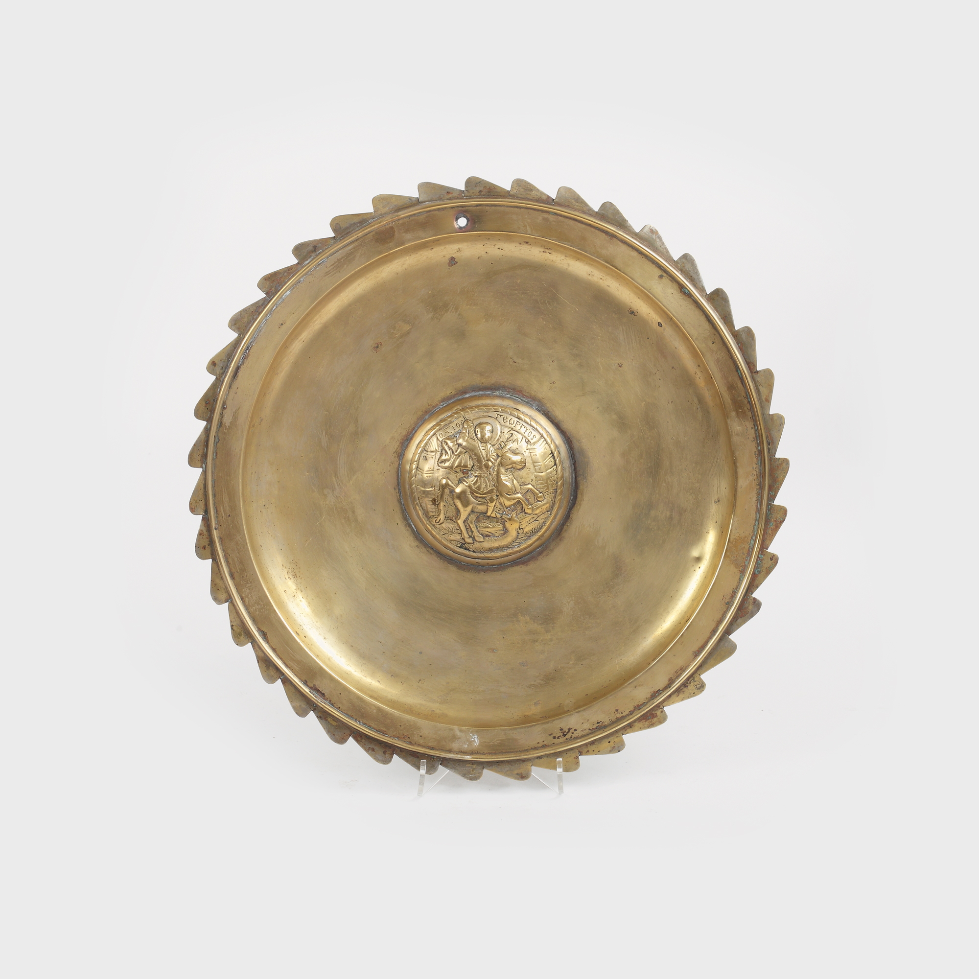 Platou decorativ, cu scena Sfântului Gheorghe omorând balaurul, sec. XIX