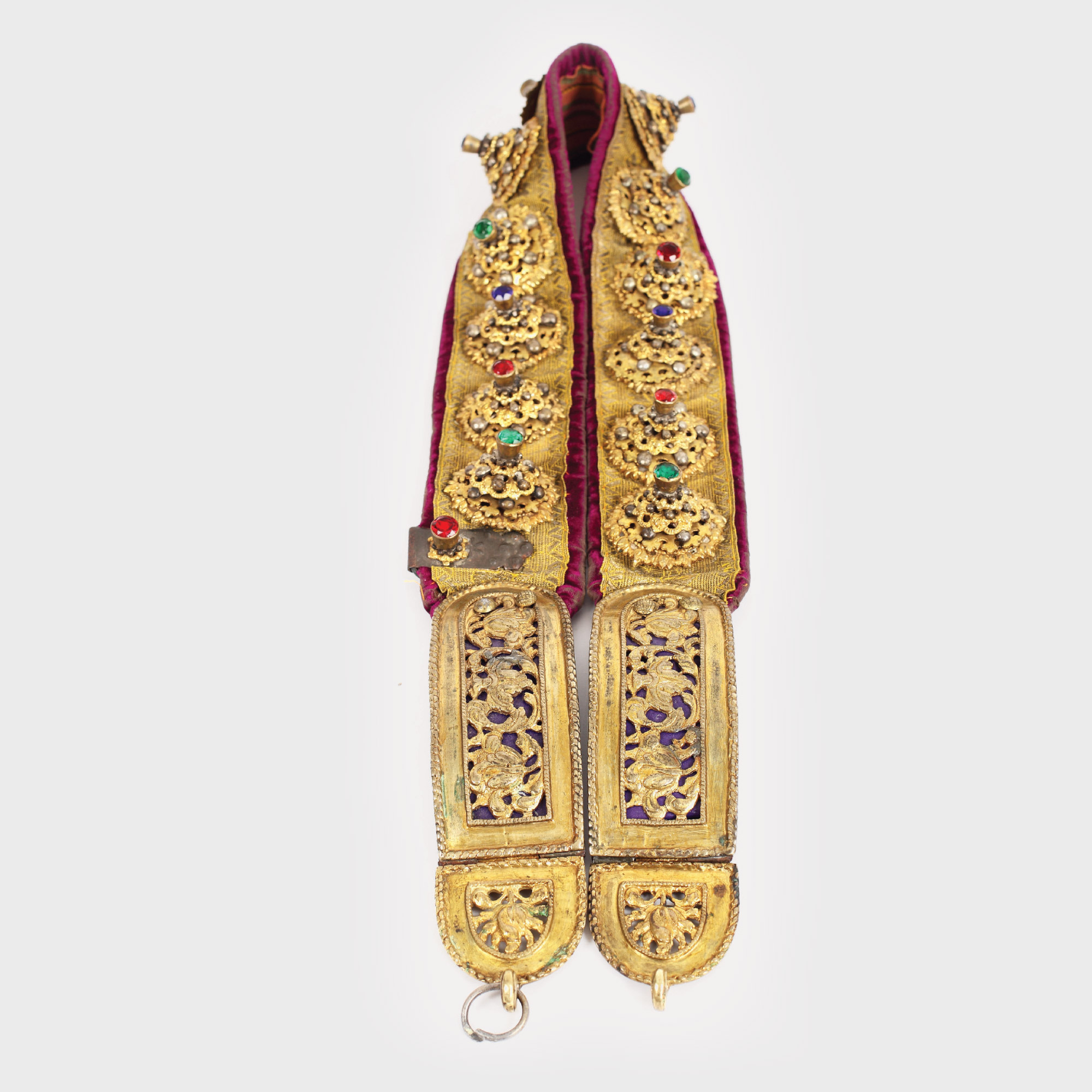 Cordon de port popular, săsesc, din zona Sibiului, de sărbătoare, splendid decorat, cca. 1850, piesă de colecție