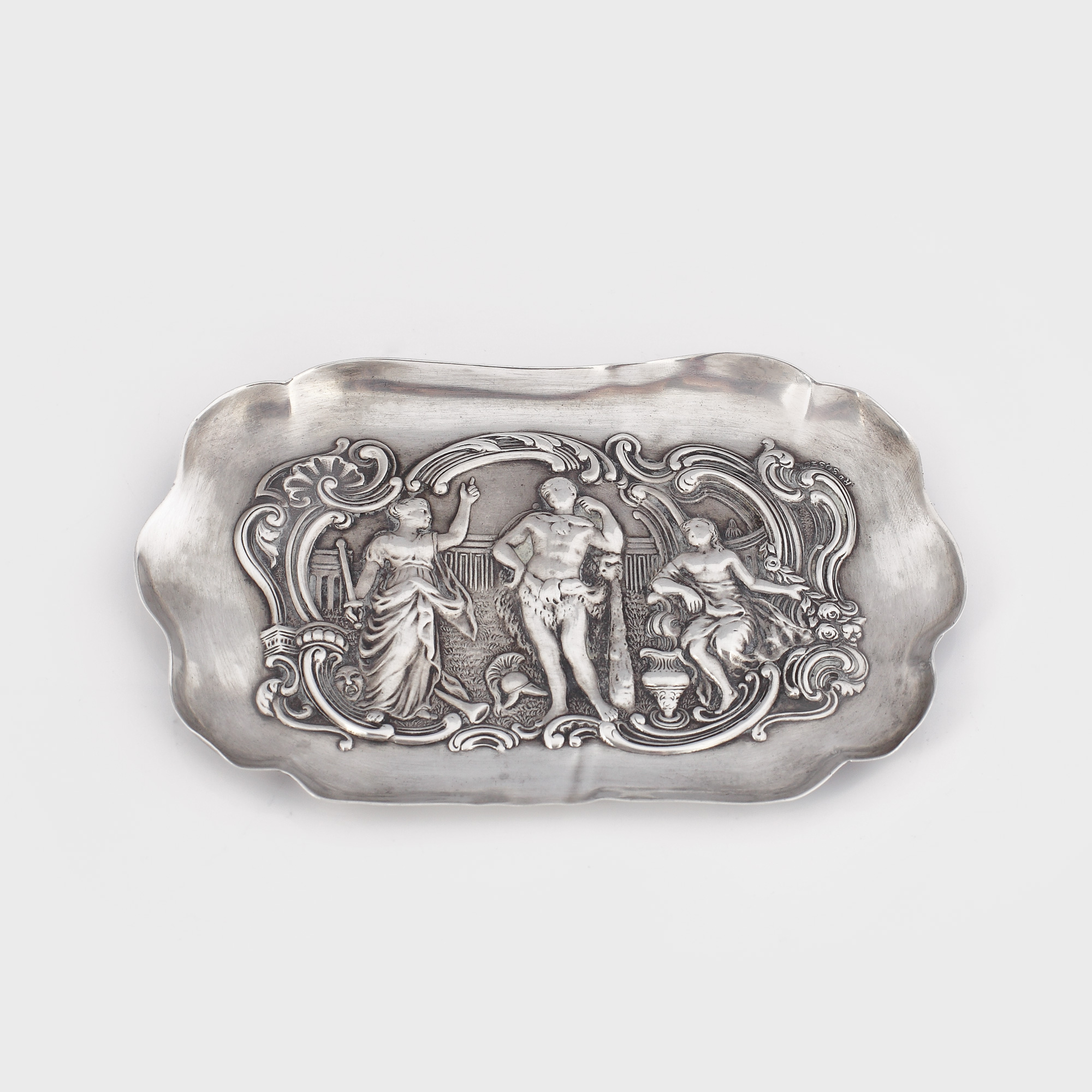 Vide-poche din argint, decorat cu scenă alegorică, 1896