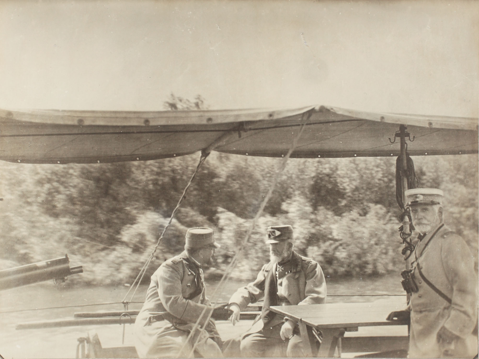 Regele Carol și principele moștenitor Ferdinand în campanie pe Dunăre, 1913