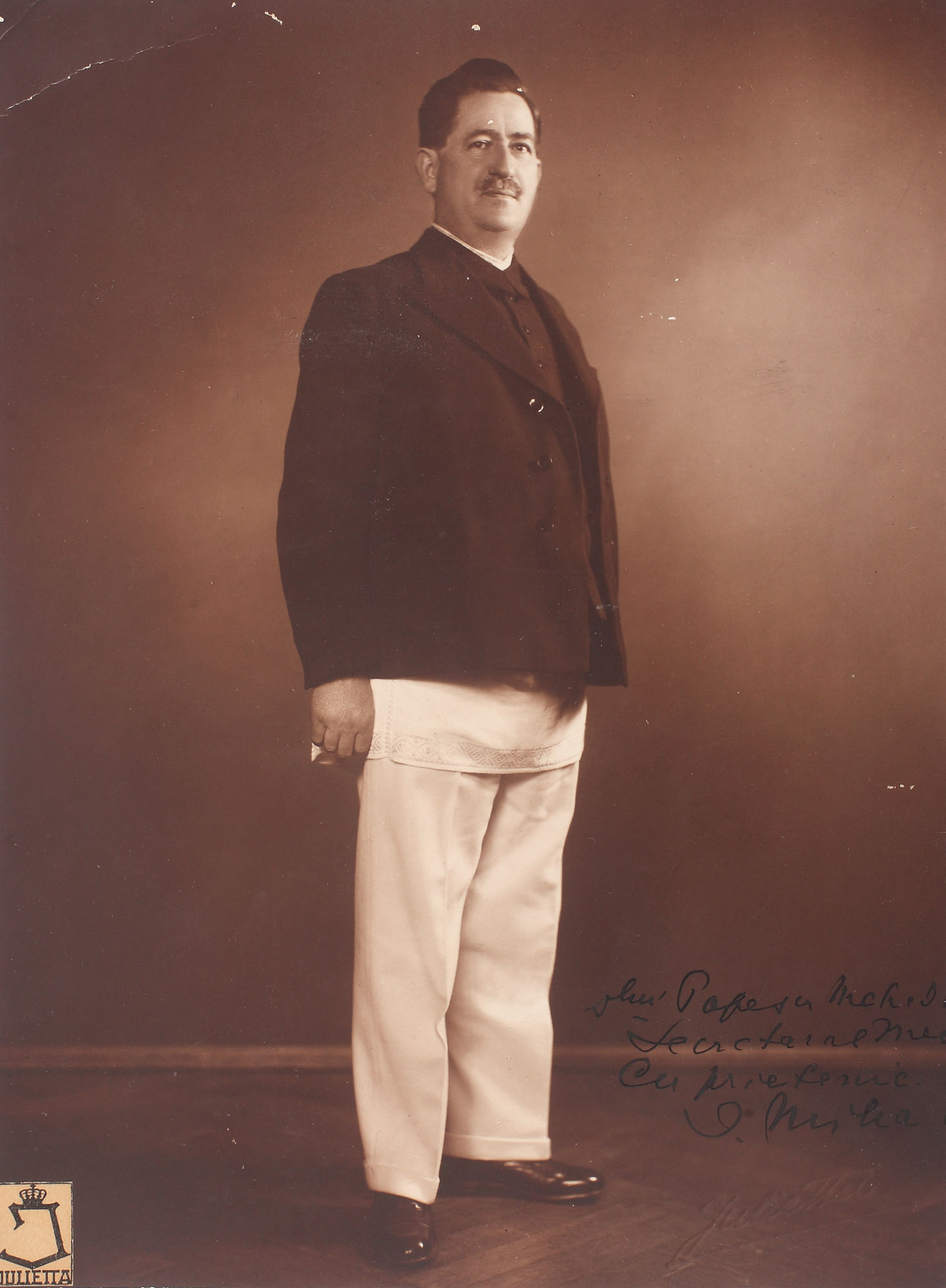 "Neînvinsul" - portretul lui Ion Mihalache, cu dedicație olografă, anii '30