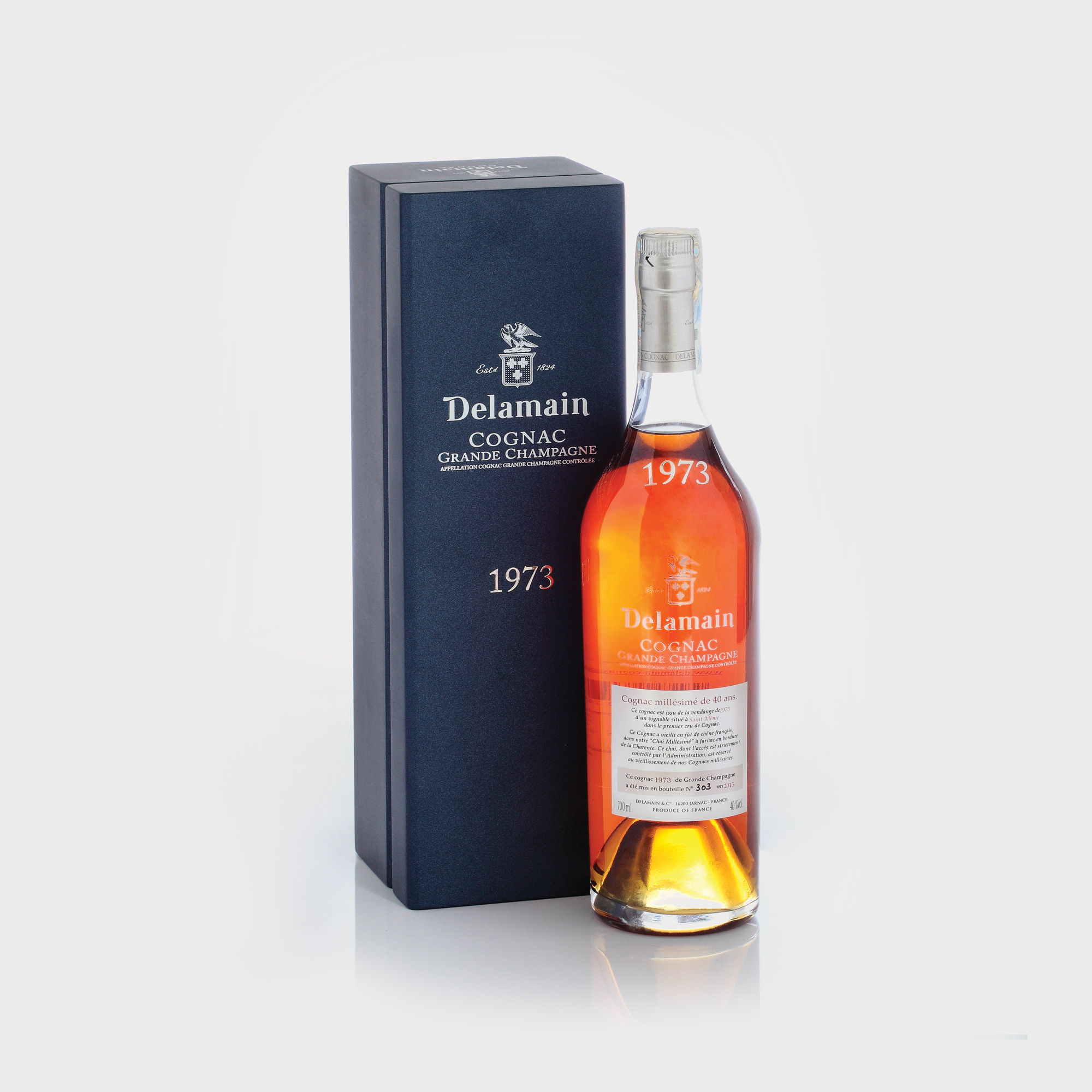 Delamain Vintage 1973 0.70 L în cutie de lemn