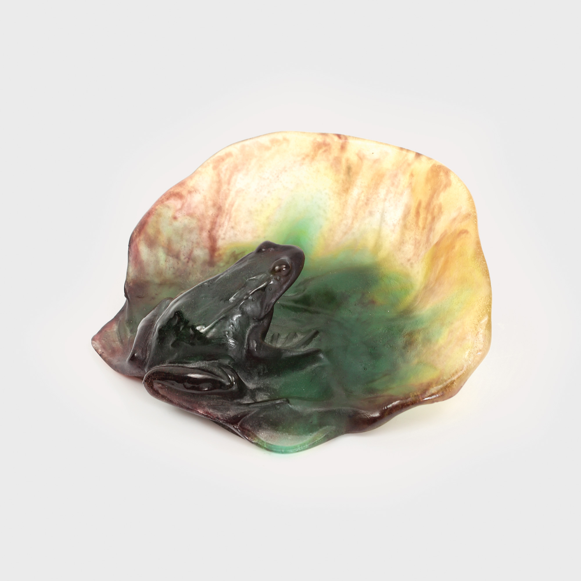 Vide-poche Daum Nancy, manieră Art Nouveau, decorat cu motive lacustre, în tehnica pâte-de-verre