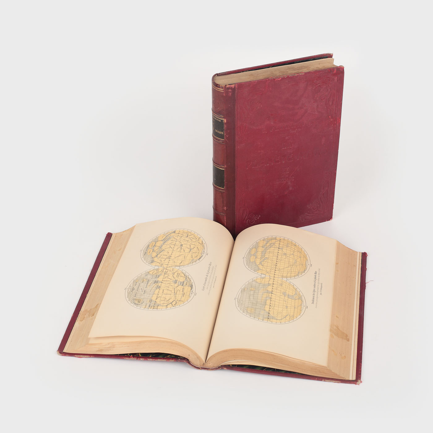 Camille Flammarion, La Planete Mars, 2 vol., Paris, 1892, cu 580 desene telescopice și 23 de hărți