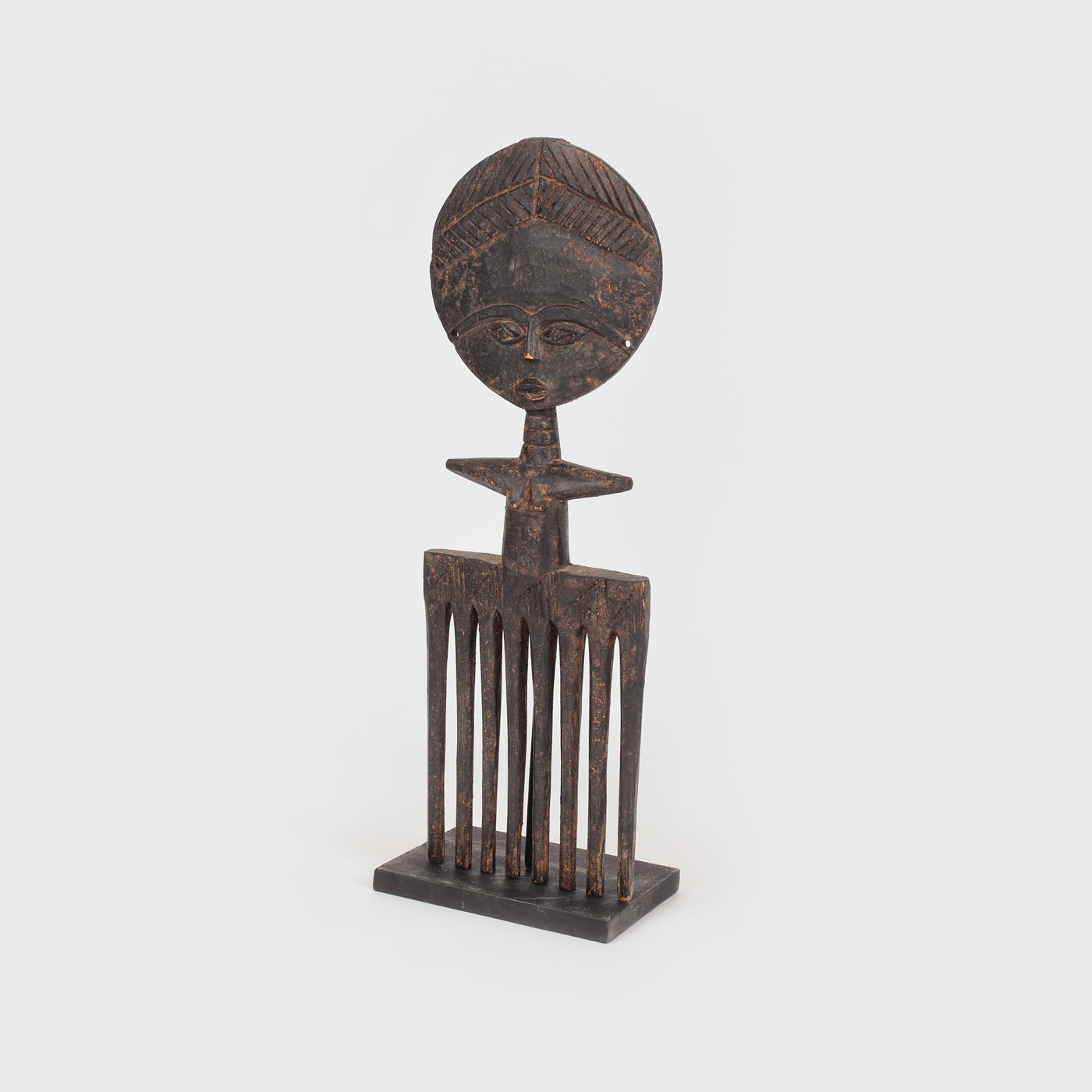 Statuetă africană din lemn de abanos, întruchipând o zeitate locală, cca. 1940