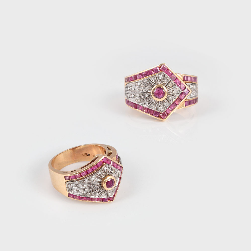 Inel Art Deco din aur, pavat cu rubine și diamante