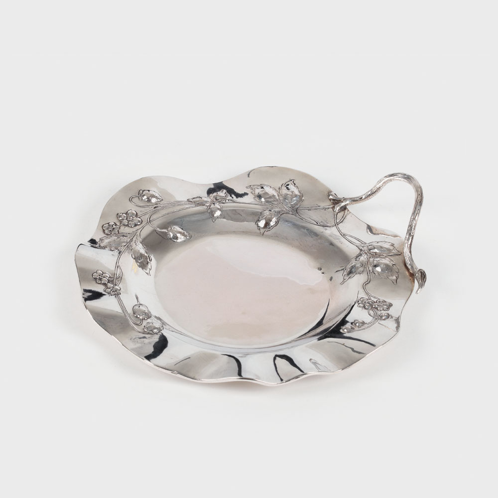 Tavă Art Nouveau din argint, pentru biscuiţi, cca. 1900