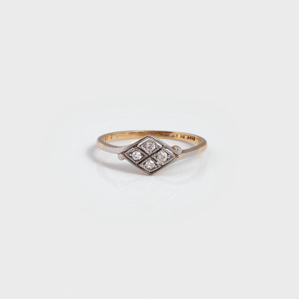 Inel Art Deco din aur, decorat cu diamante