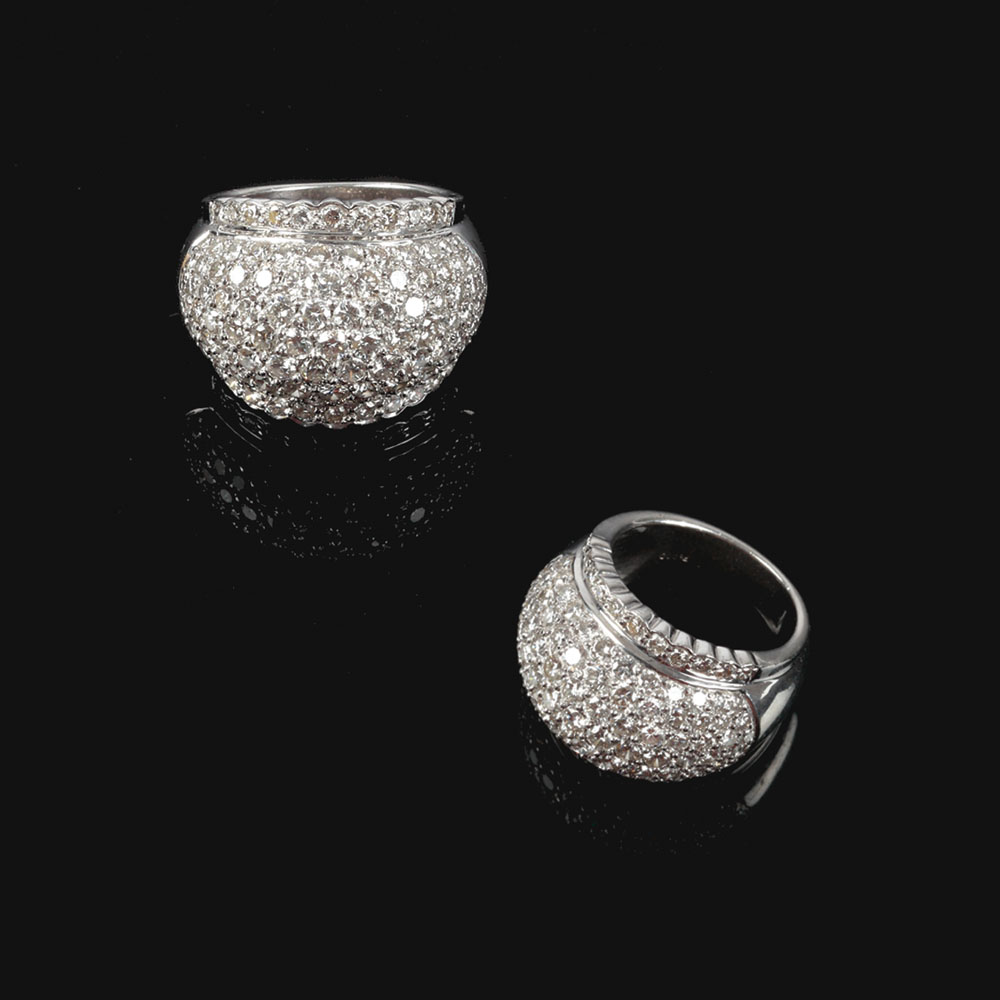 Inel de seară, din platină, decorat cu pavaj de diamante