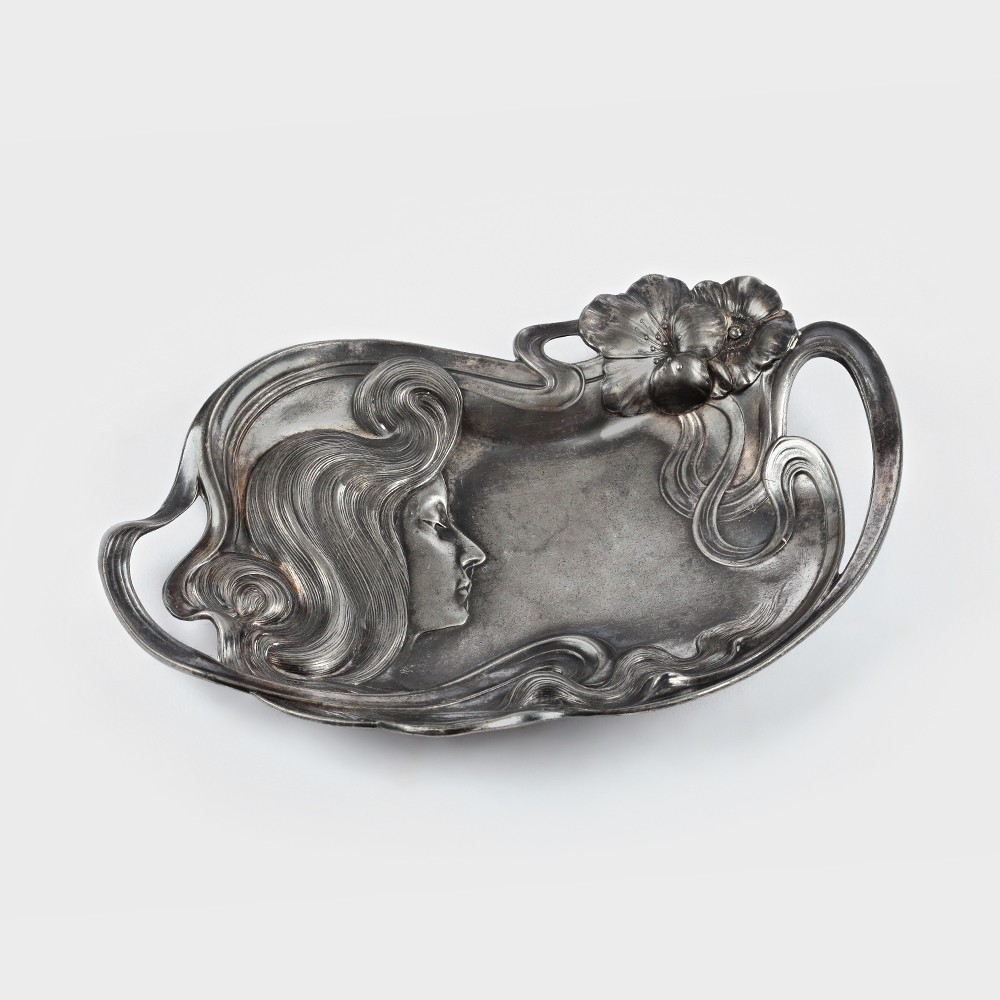 Vide-poche WMF argintat, decorat cu nimfă şi motive florale Art Nouveau, cca 1905
