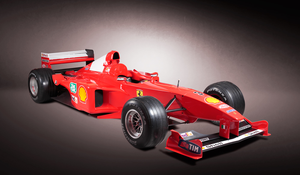 Monopost Formula 1 Ferrari F399, condus de Michael Schumacher în sezonul 1999