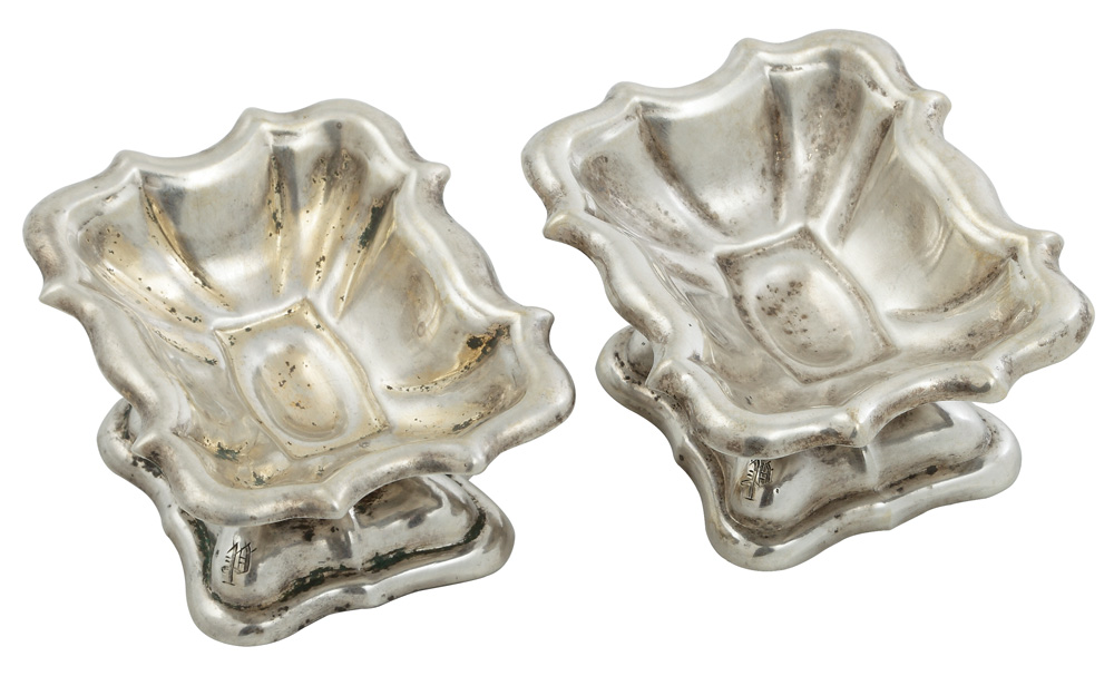 Solniţe vieneze din argint, decorate în stil Biedermeier, 1866