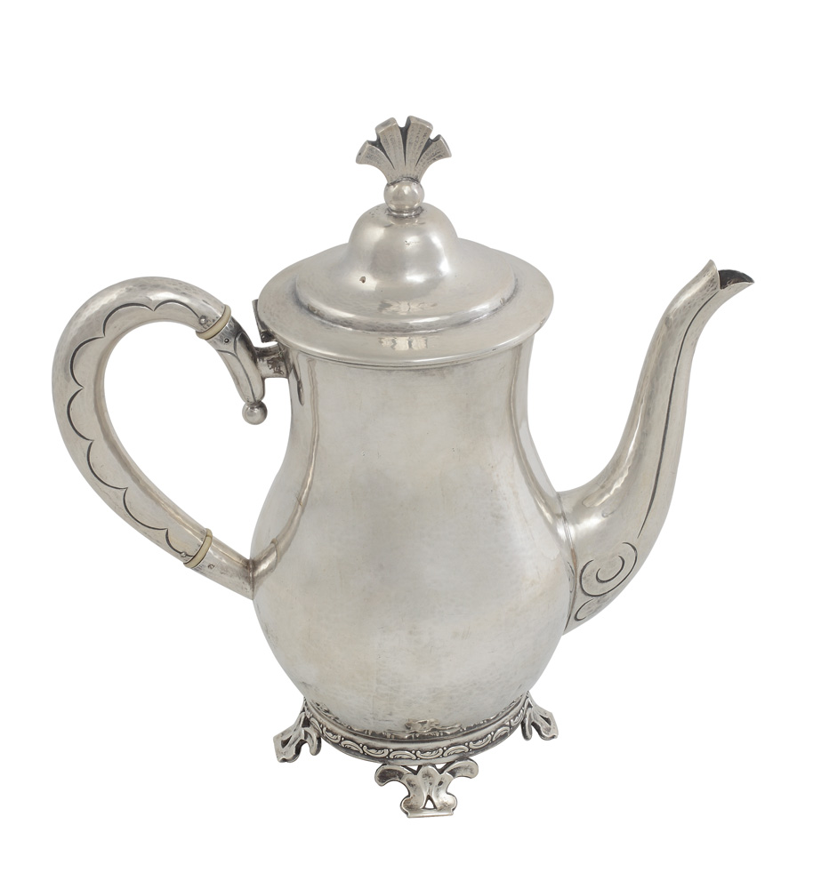 Cafetieră suedeză din argint, decorată cu panaș, 1926