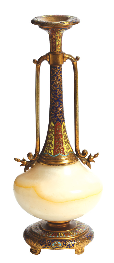 Mic vas decorativ cu bronz și alabastru, decorat cu motive orientale
