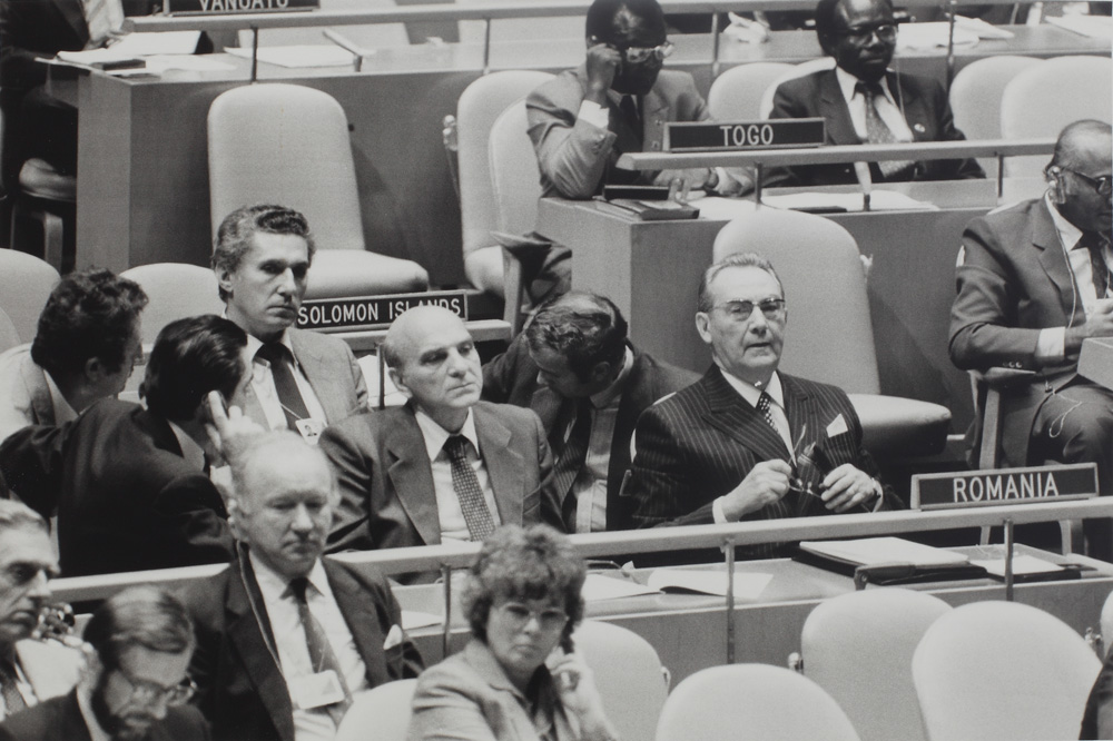 Fotografie a Delegaţiei României la ONU, 1985