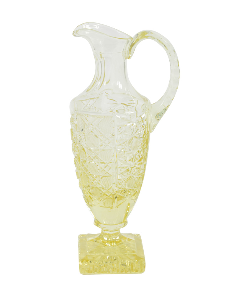 Carafă boemiană din cristal galben, pentru servirea vinului