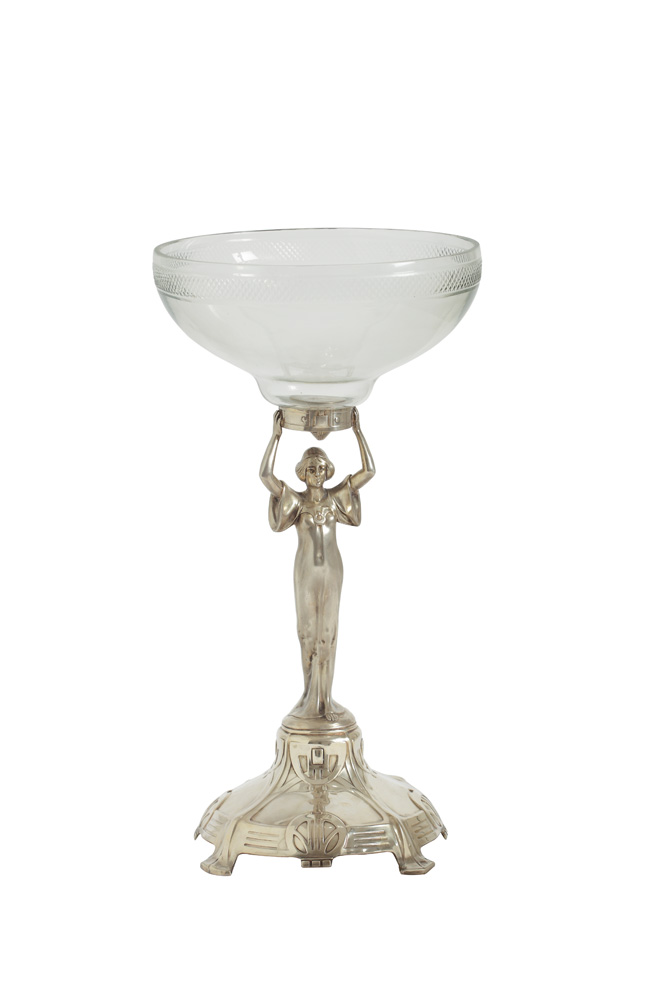 Fructieră argintată, decorată cu personaj feminin Art Nouveau