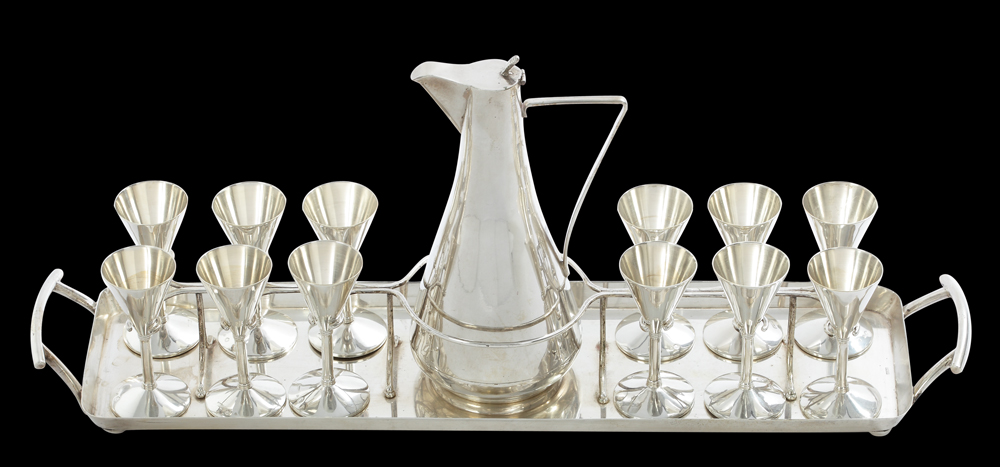 Serviciu de liqueur Sezession, din argint, cca 1910-1918