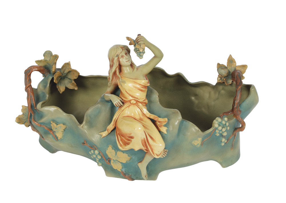Fructieră 'Alegoria Toamnei', decorată cu scenă cu nimfă, cca 1895-1900