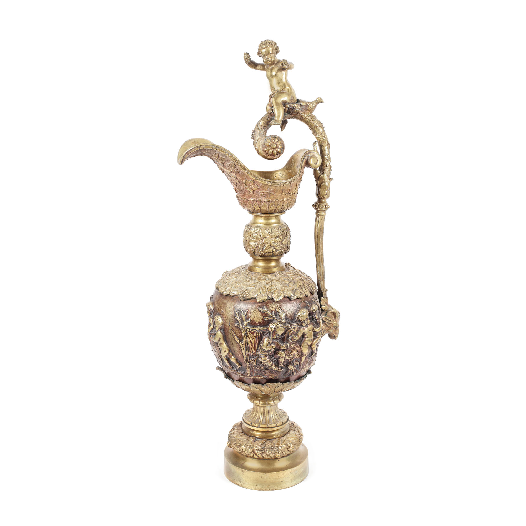 Monumental vas din bronz, decorat cu putti și simboluri ale recoltei