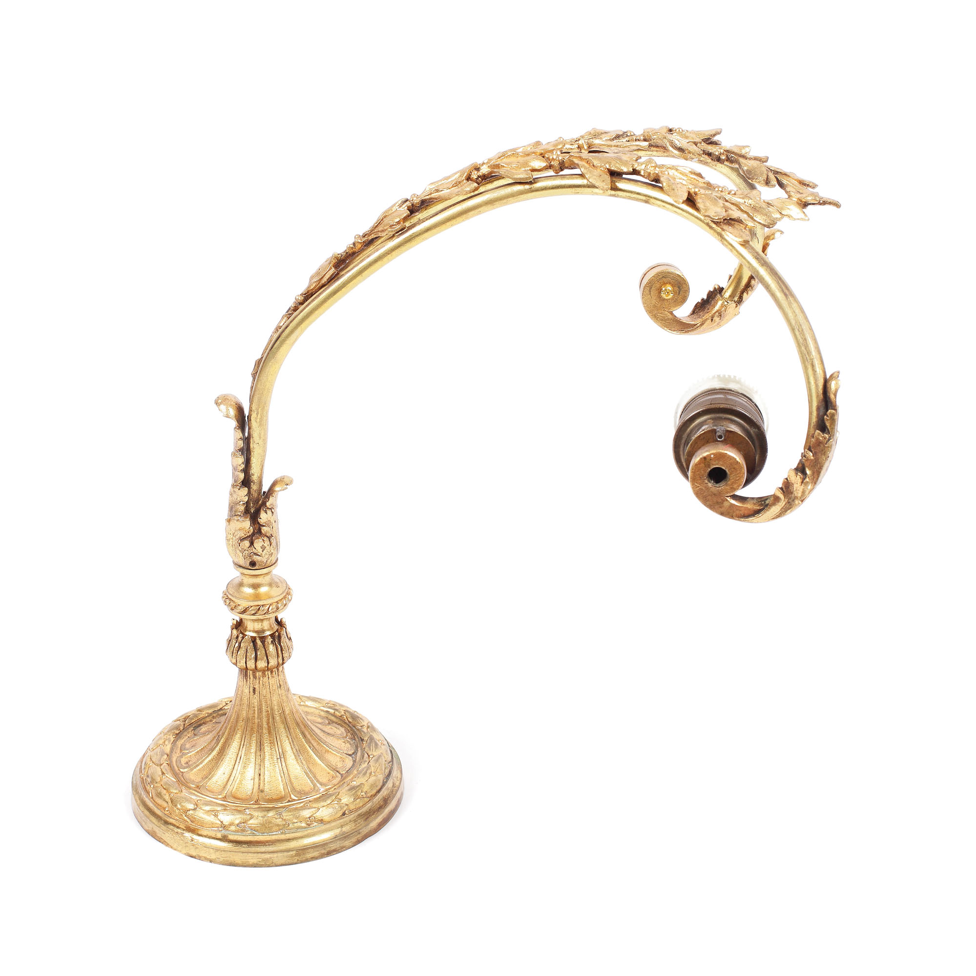 Lampă de birou din bronz aurit, decorată cu frunze de lauri stilizate