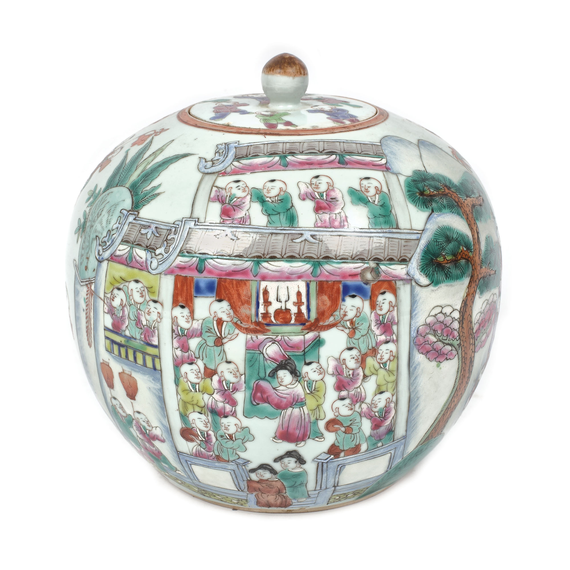 Porcelain vessel, painted with the theme "100 boys", China, Qianlong retrospective mark, Daoguang period, first half of the 19th century