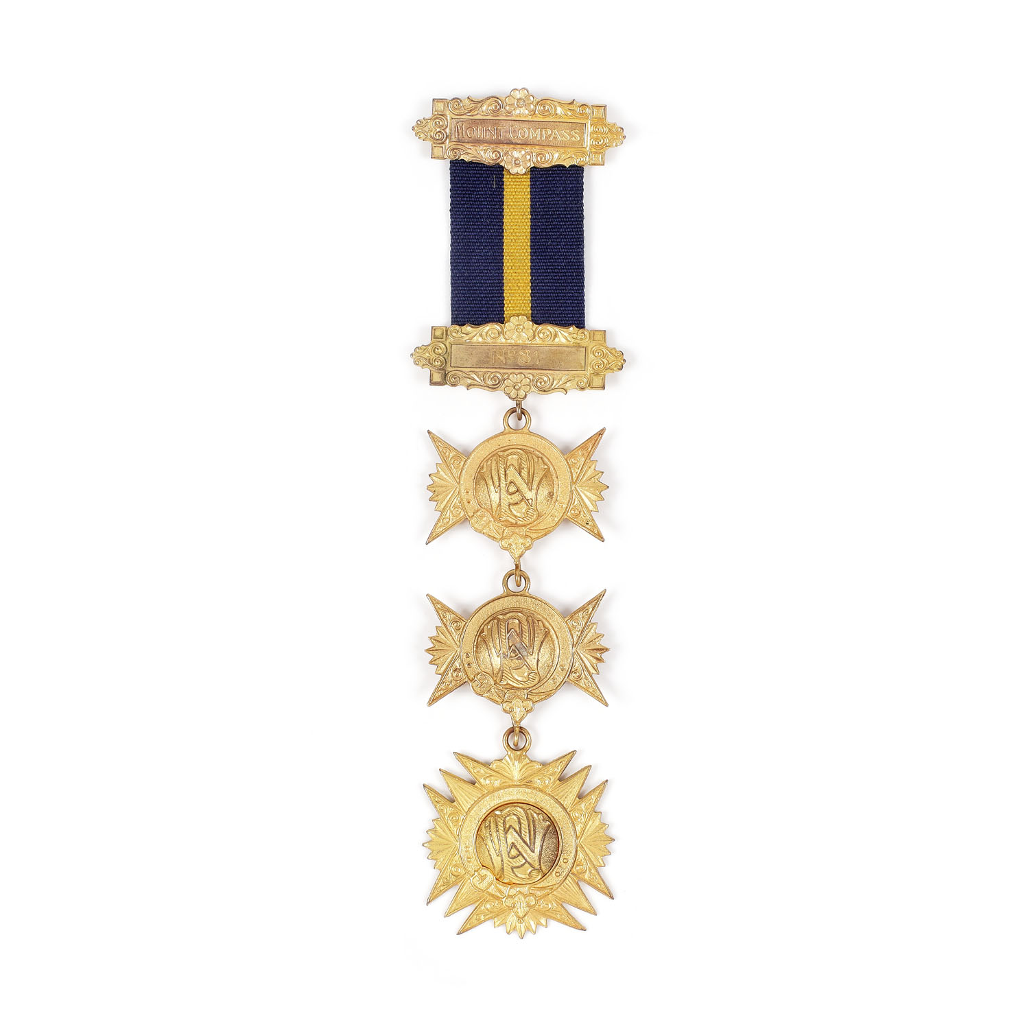 Ordin masonic al ”R.A.O.B.”, prezentat lui J.A. Robins de către loja ”Mount Compass” nr. 81, pentru funcţia Worthy Primo, cca. 1975