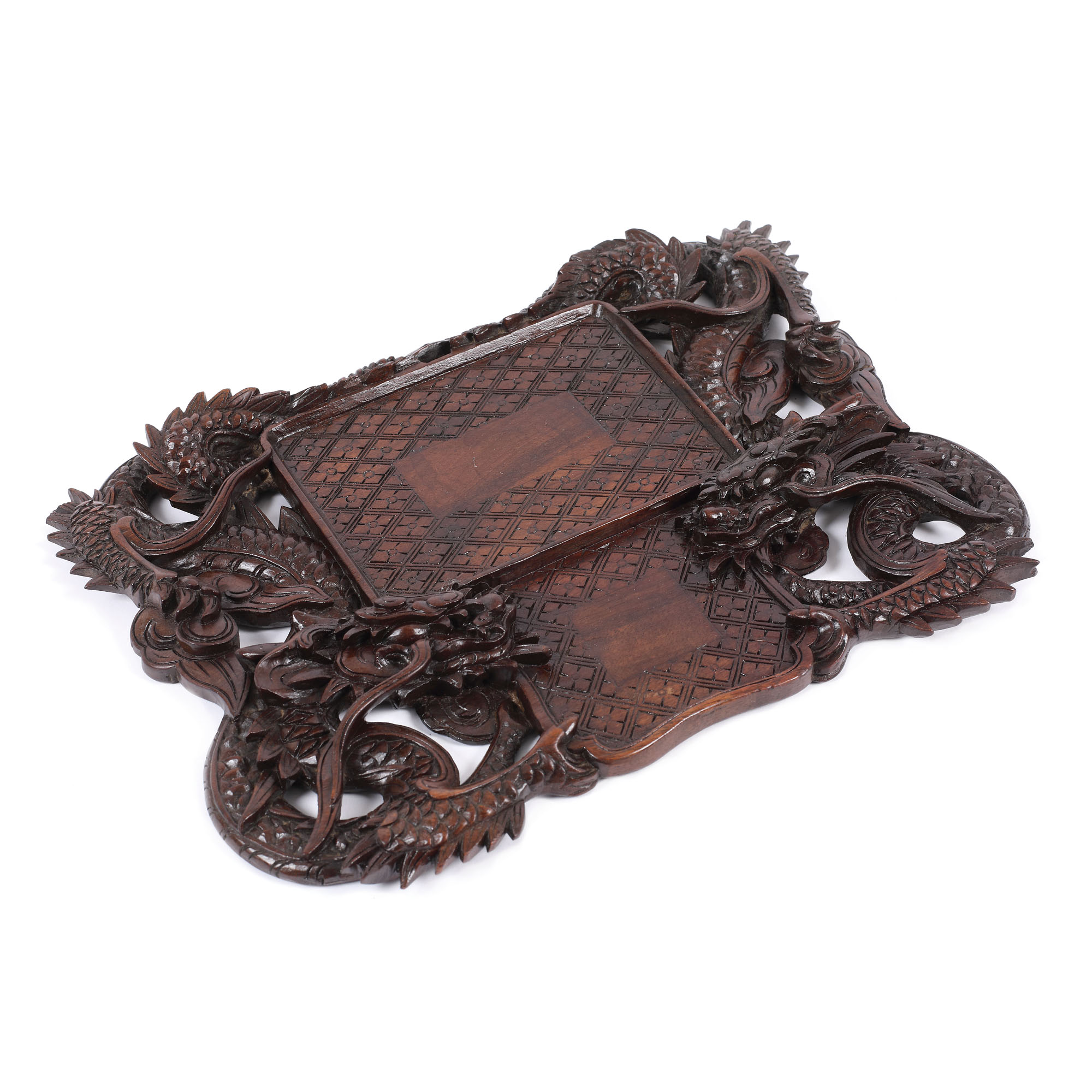 Platou sculptat din lemn de huanghuali, decorat cu anse dragon, perioada Qing, China, sec. XVIII-XIX