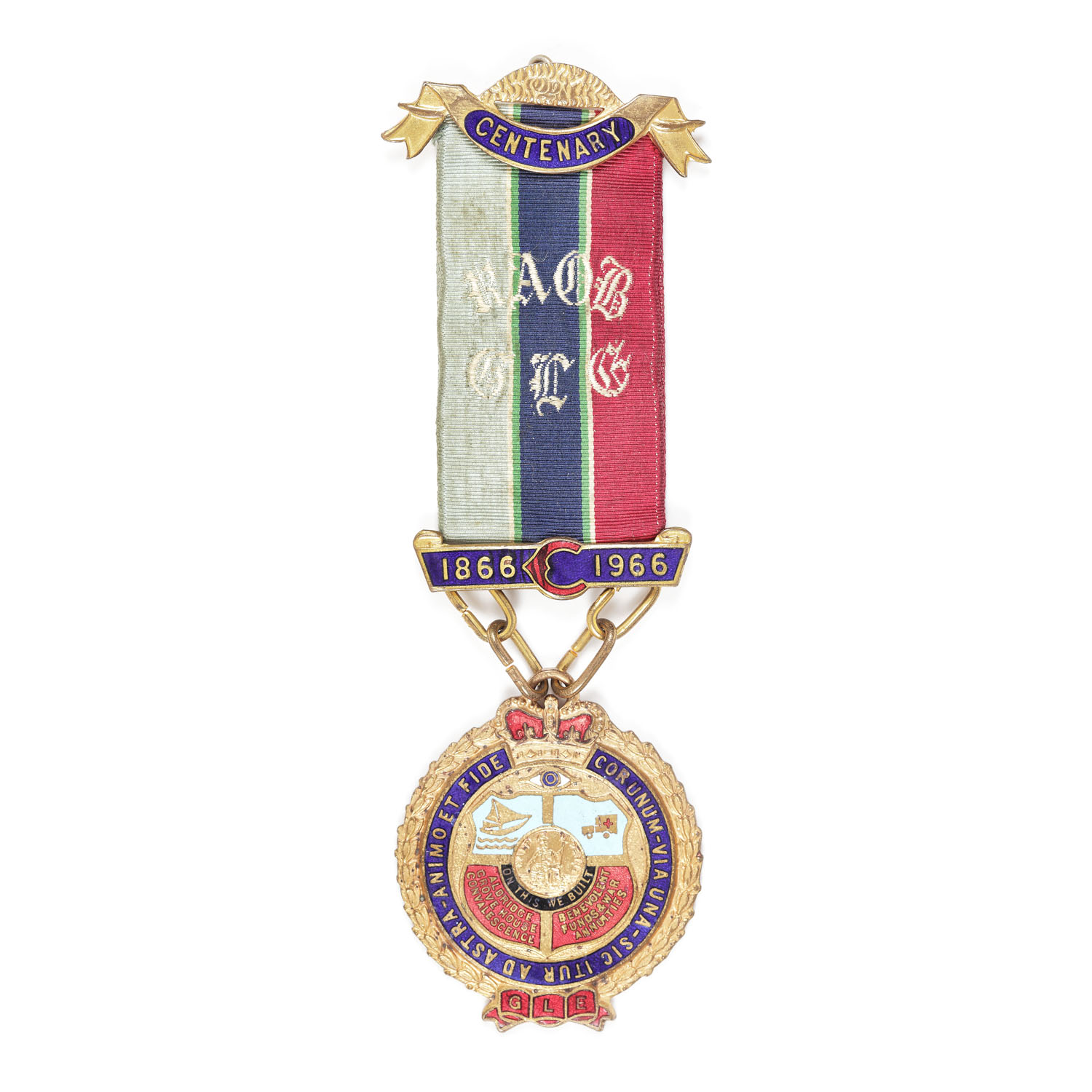 Ordin masonic al ”R.A.O.B.”, prezentat lui L.A.G. Kirton de către loja ”Vaughan Terminus” nr. 8754, 1966