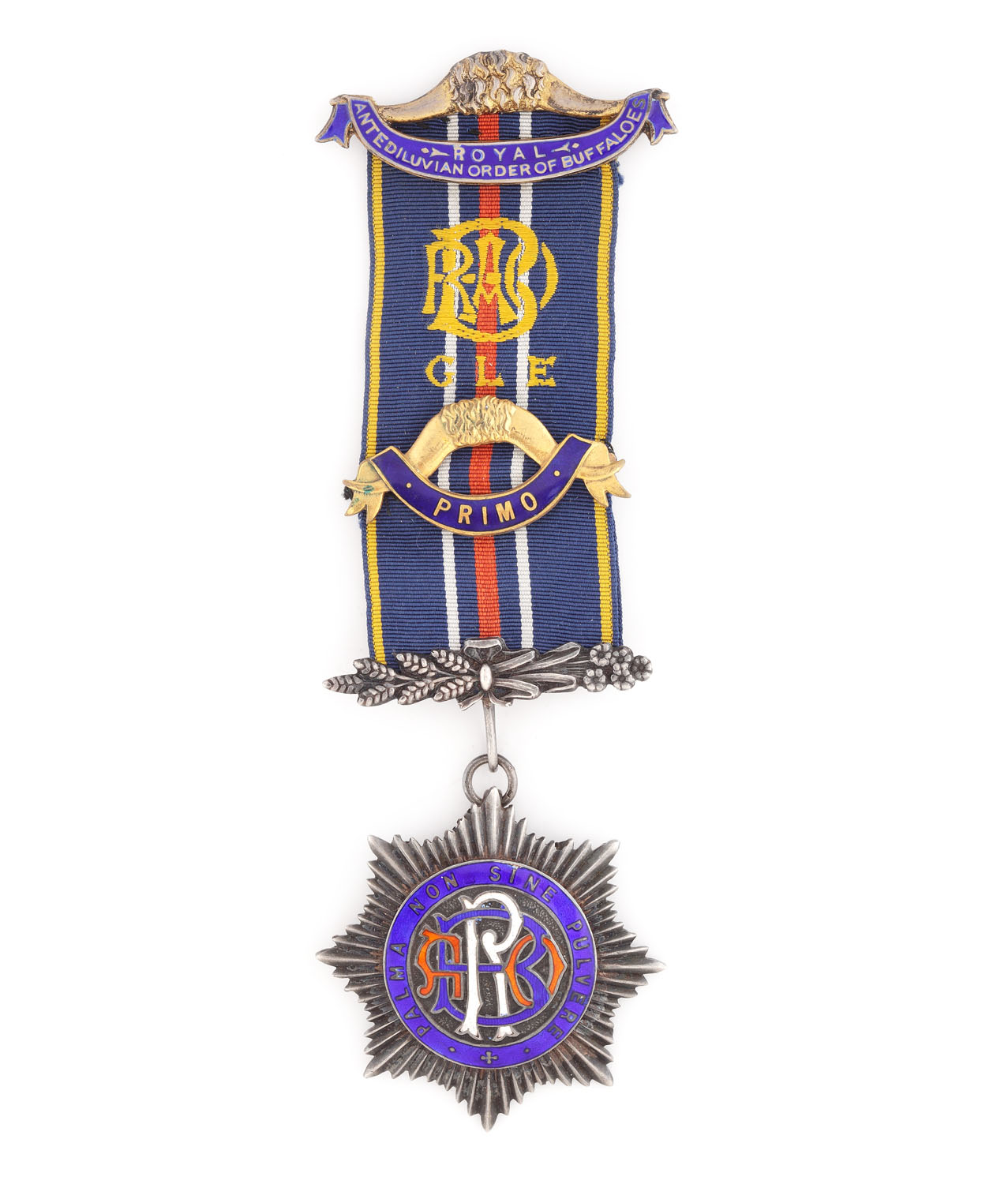 Ordin masonic din argint al ”R.A.O.B.”, prezentat lui Gilbert Latham de către loja ”Star of Bolton” nr. 9457, 7 august 1941