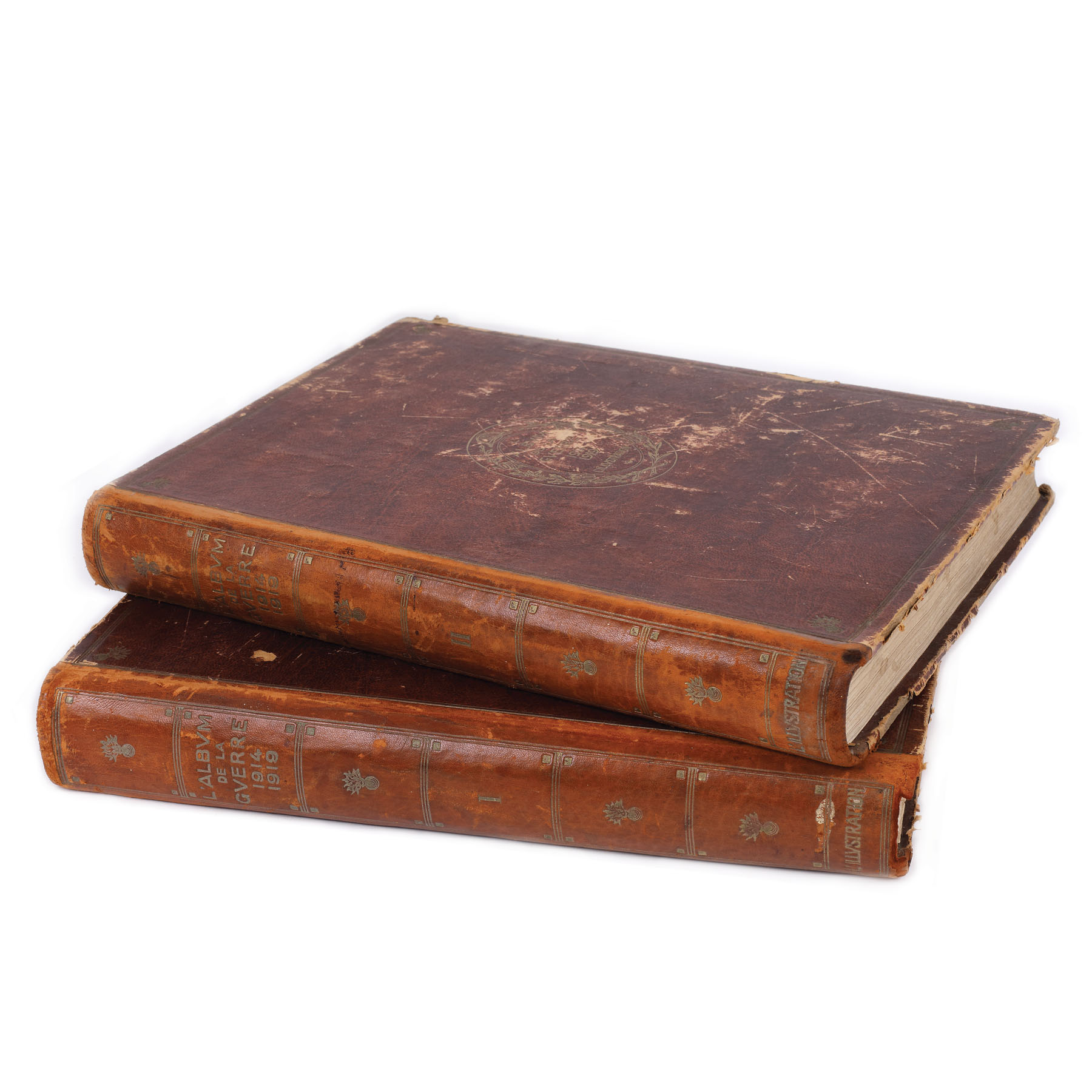 "Albumul Primului Război Mondial", franceză, ediție de lux în două volume, Paris, 1926