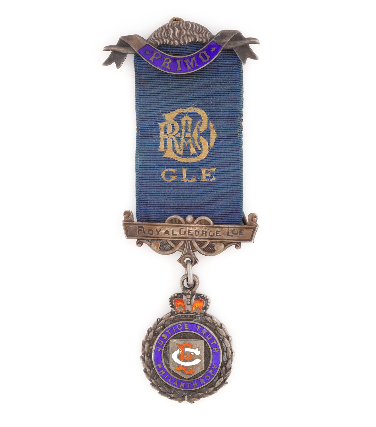Ordin masonic din argint al ”R.A.O.B.”, prezentat lui Gilbert Latham de către loja ”Royal George” nr. 1736, 1930