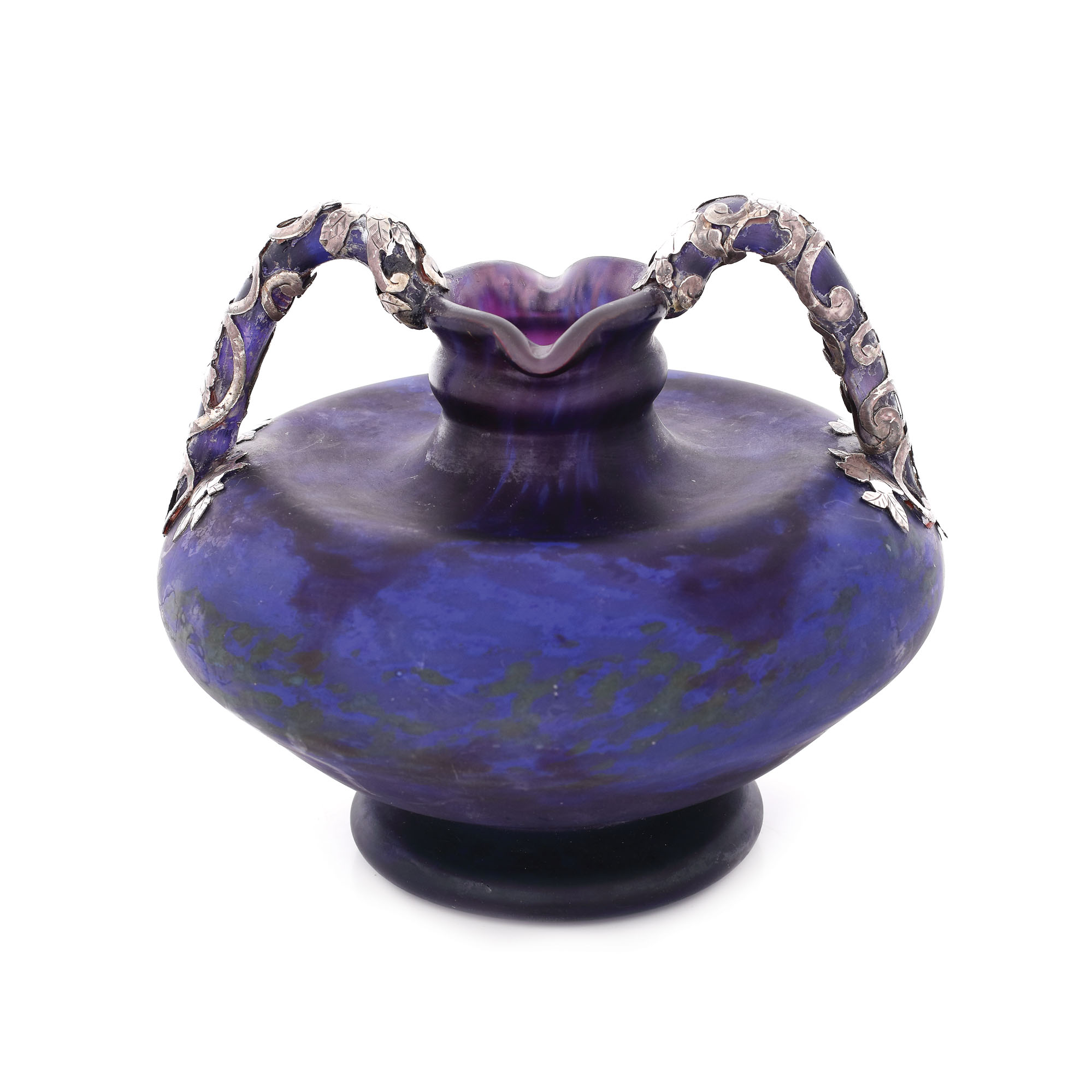 Vas Daum Nancy, Art Nouveau, din sticlă stratificată cu pulberi intercalare și decor clematite în silver overlay, cca. 1900