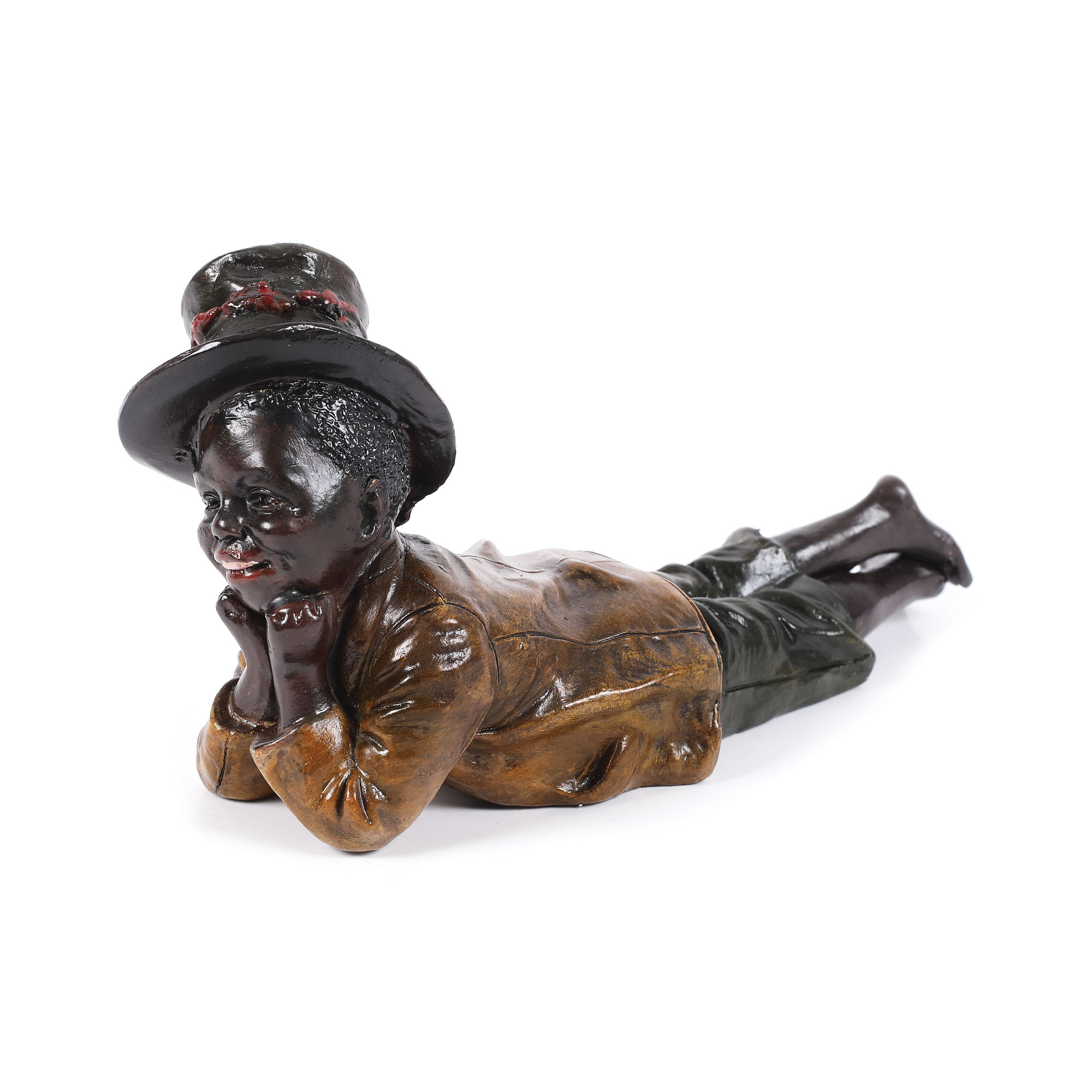 ”A happy smile” - statuetă din ceramică decorată cu email, cca. 1890