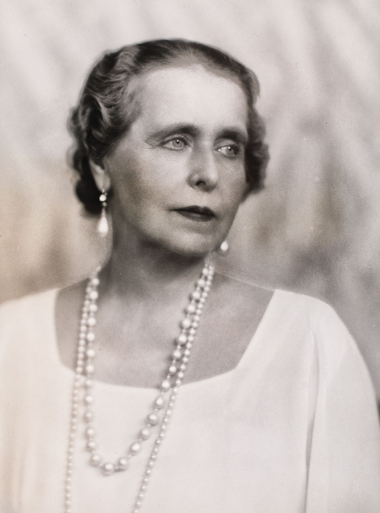 Fotografie ilustrând-o pe Regina Maria, cca. 1935