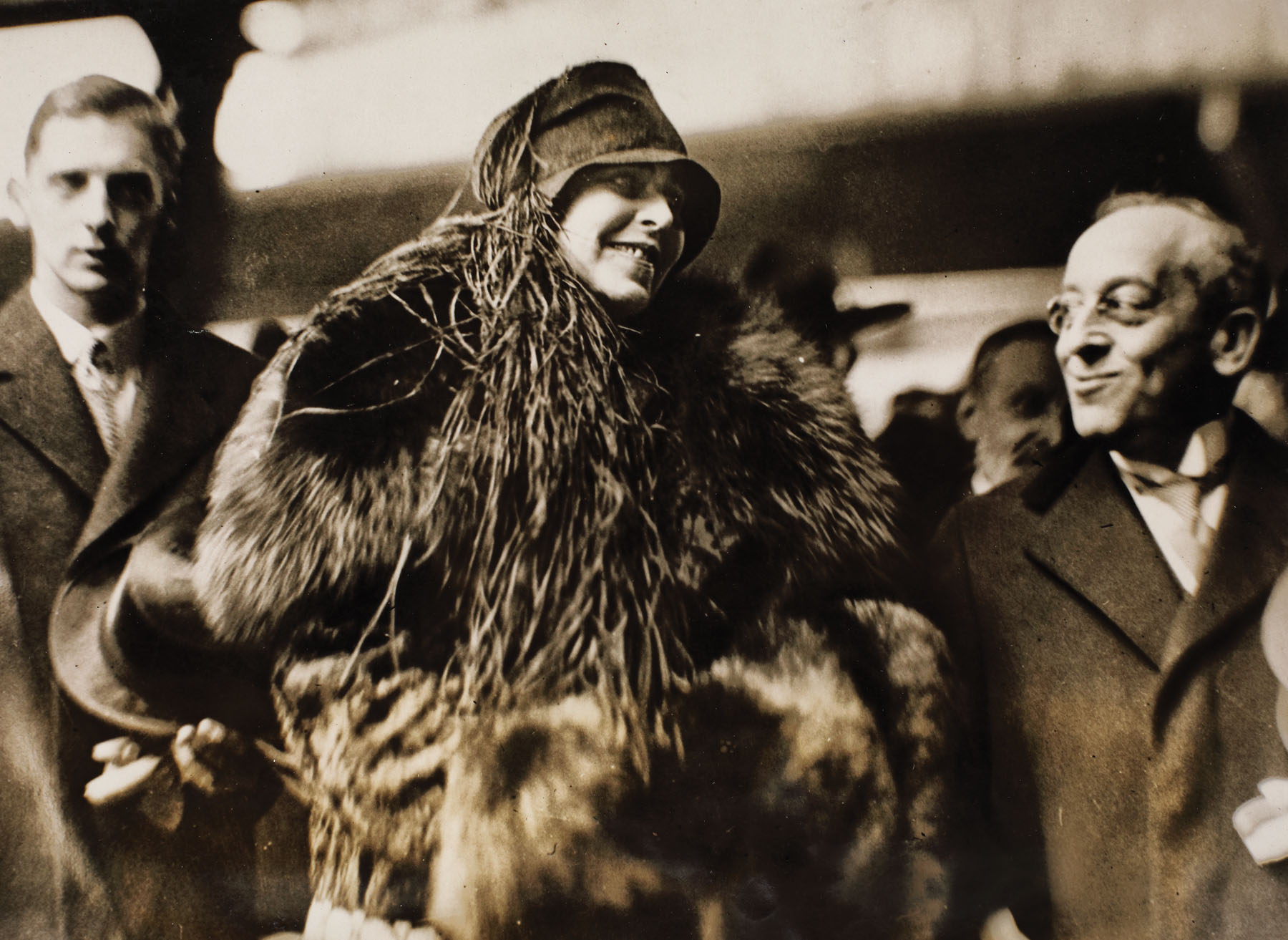 Fotografie ilustrând-o pe Regina Maria, cca. 1925