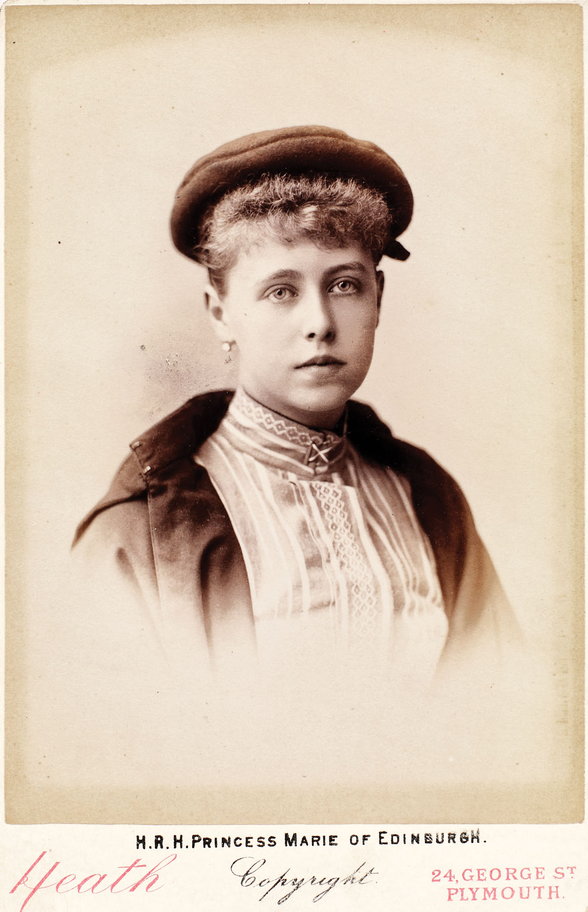 Fotografie de colecţie ilustrând-o pe Principesa Maria de Edinburgh (viitoarea Principesă a României), fotograf Heath, Plymouth, Anglia, cca. 1890