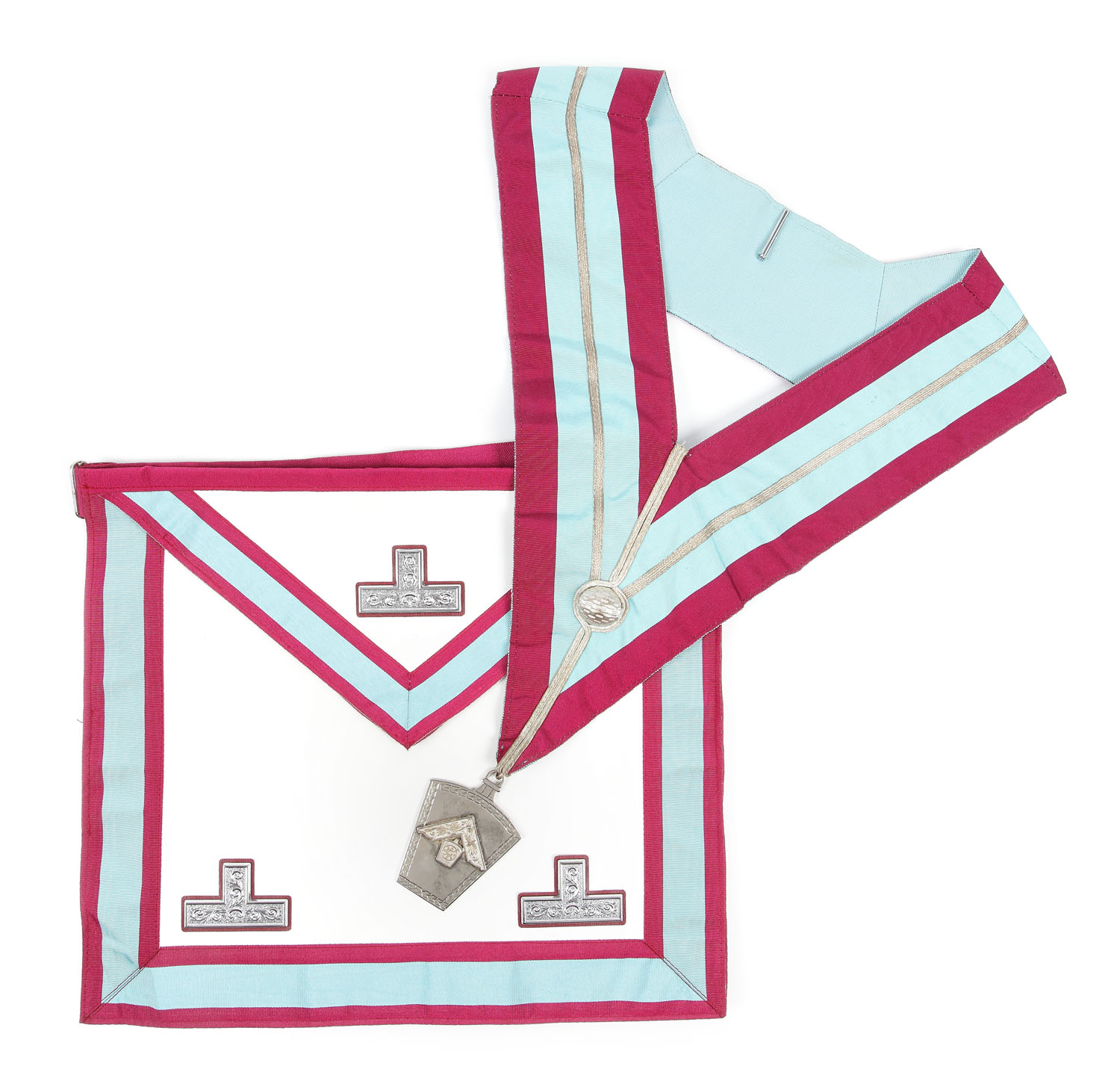 Lot format din șorț masonic de Maestru de Ceremonie și colan ale ritului Scoțian Antic și Acceptat