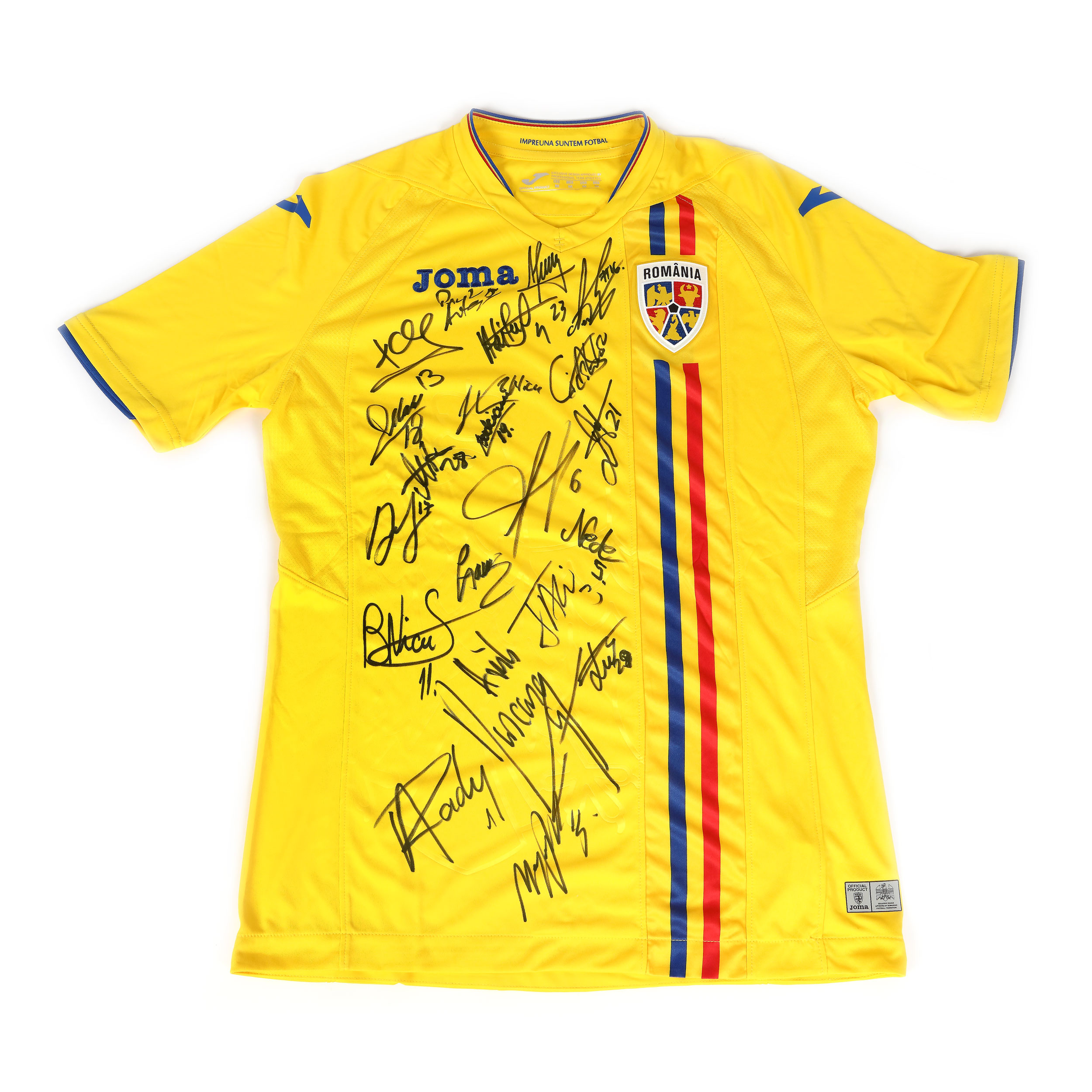 Tricou al Echipei Naționale de Fotbal, cu autografele jucătorilor din lotul de seniori, 2019