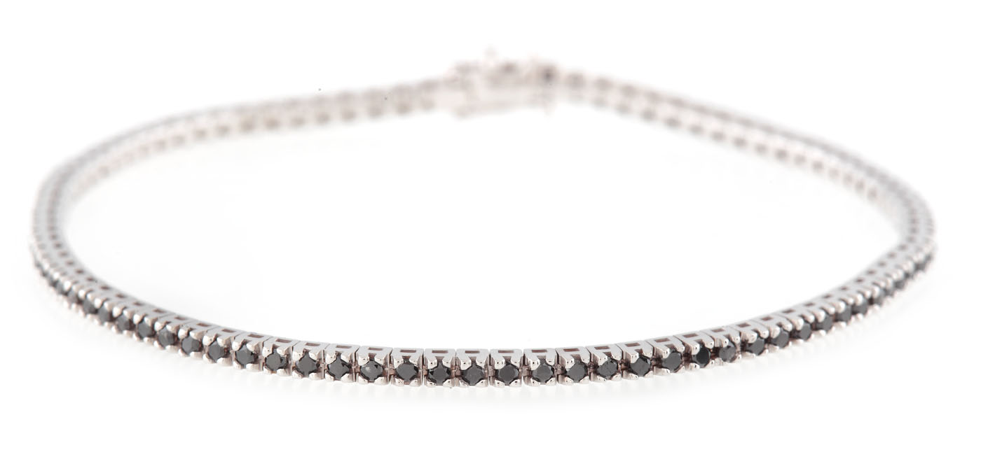 Chimento white gold tennis bracelet decorated with black diamonds