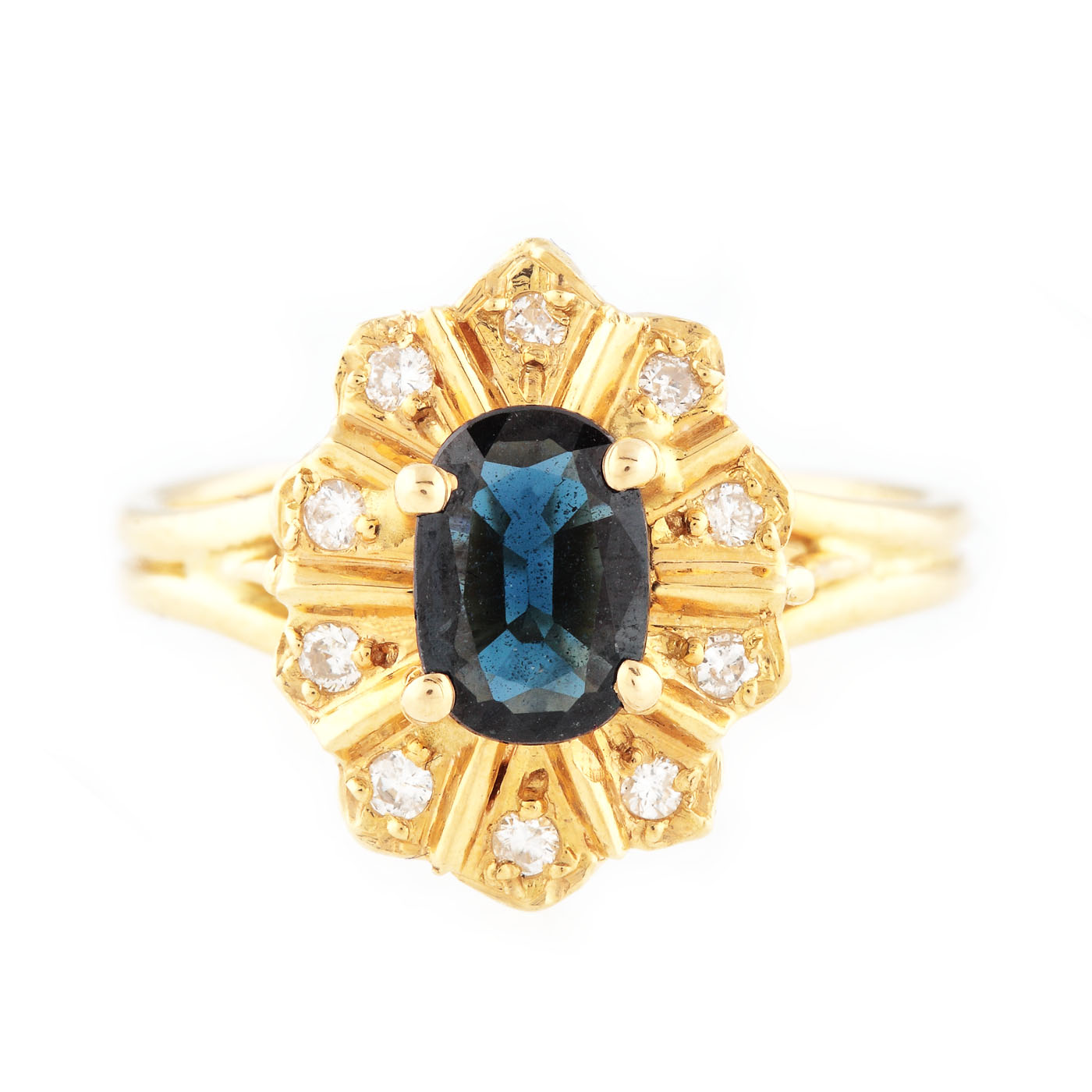 Elegant inel din aur, în formă de floare, decorat cu safir şi diamante