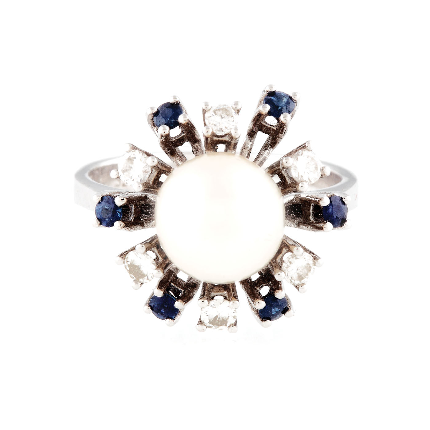White gold ring, decorated with pearl, diamonds and sapphires