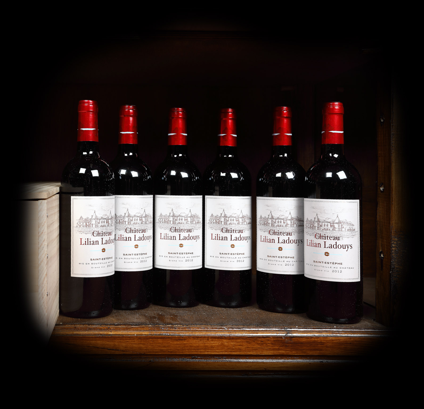 Lot format din 12 vinuri Château Lilian Ladouys, Saint-Estèphe, 2012, 12st x 0,75l