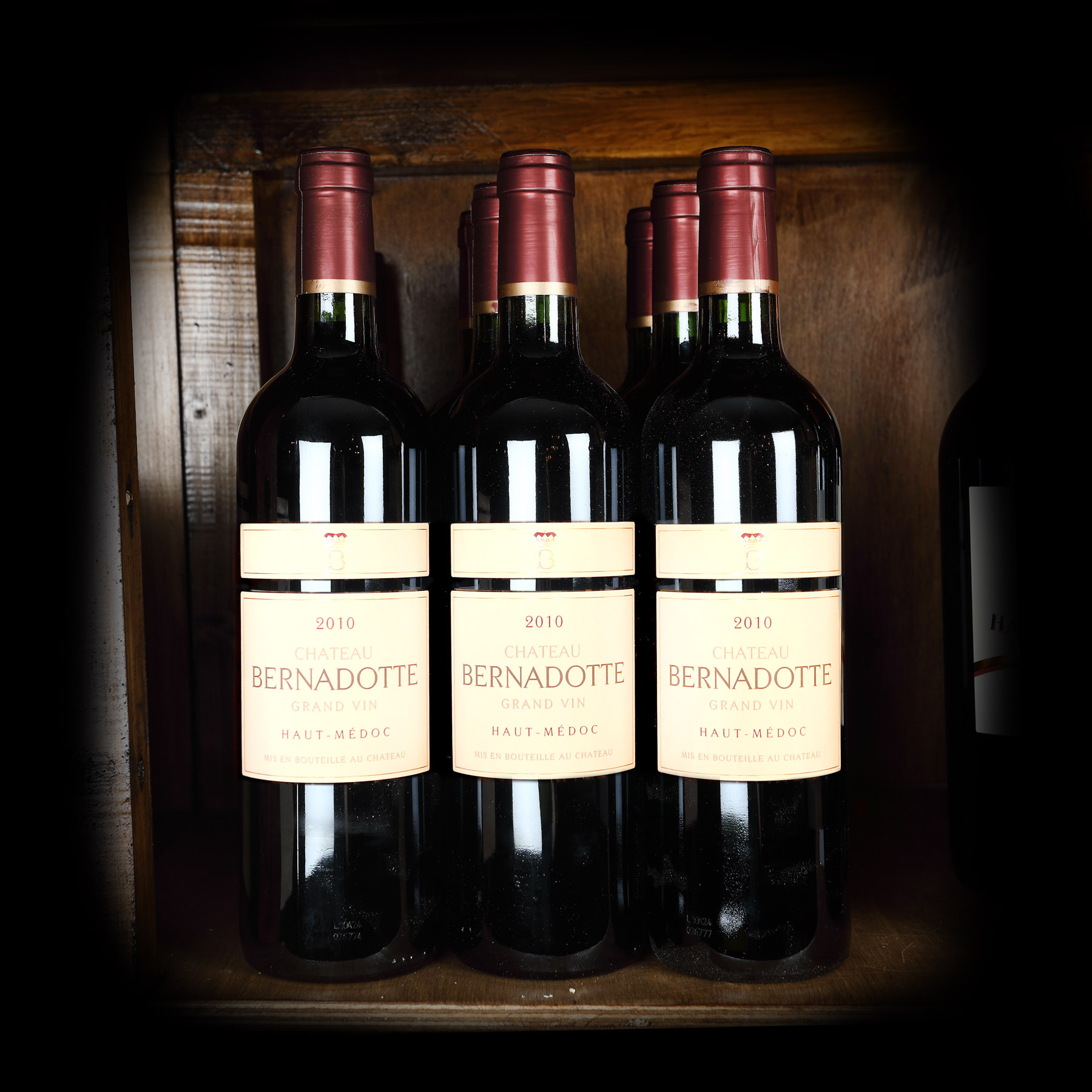 Lot format din 11 sticle de vin Bernadotte, Haut-Médoc, 2010, 11st x 0,75l