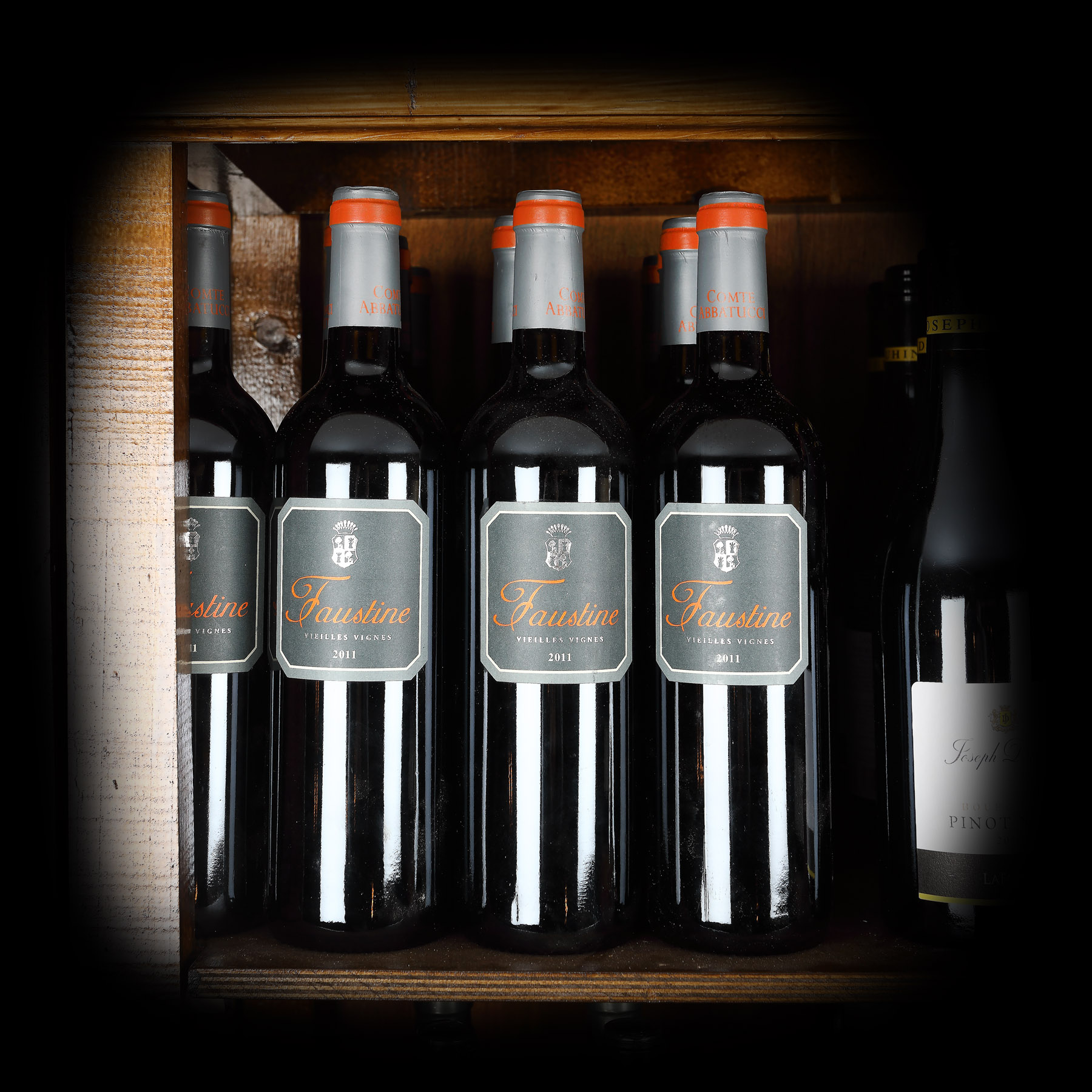 Lot format din 16 vinuri franțuzești  Domaine Comte Abbatucci, Cuvée Faustine, Ajaccio, Corsica, 2011, 16st x 0,75l