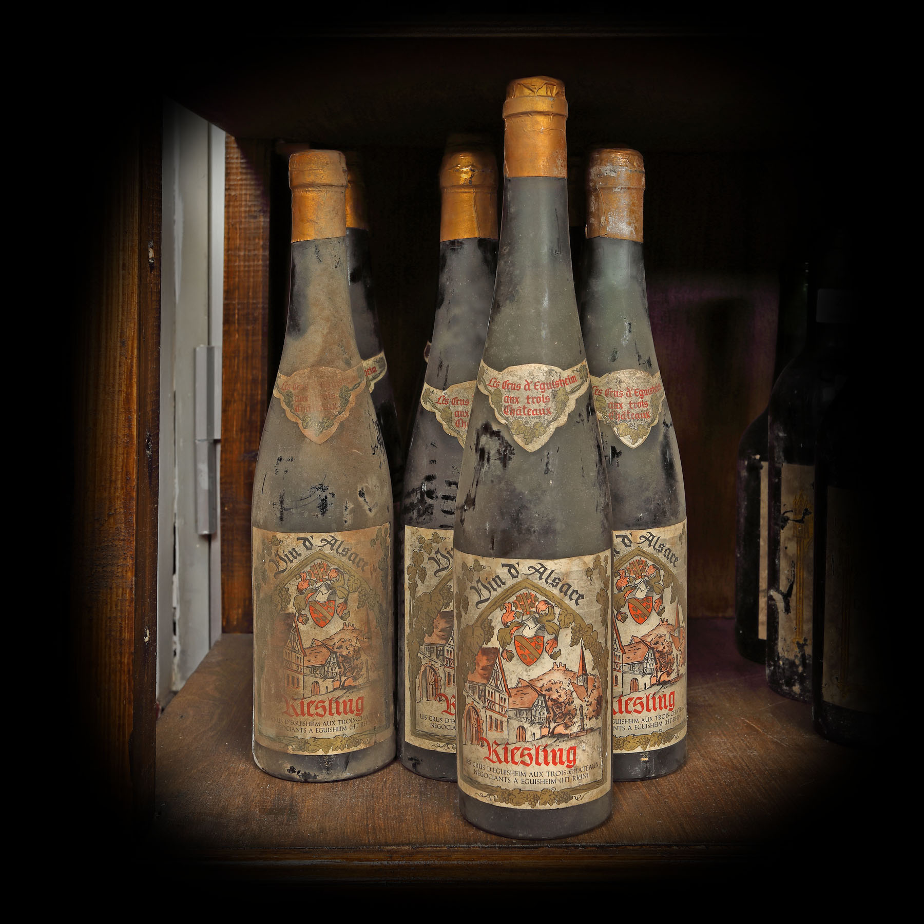 Lot de vinuri Riesling, Les Crus d'Eguisheim aux Trois Châteaux, Alsace, 10 st x 0,7l