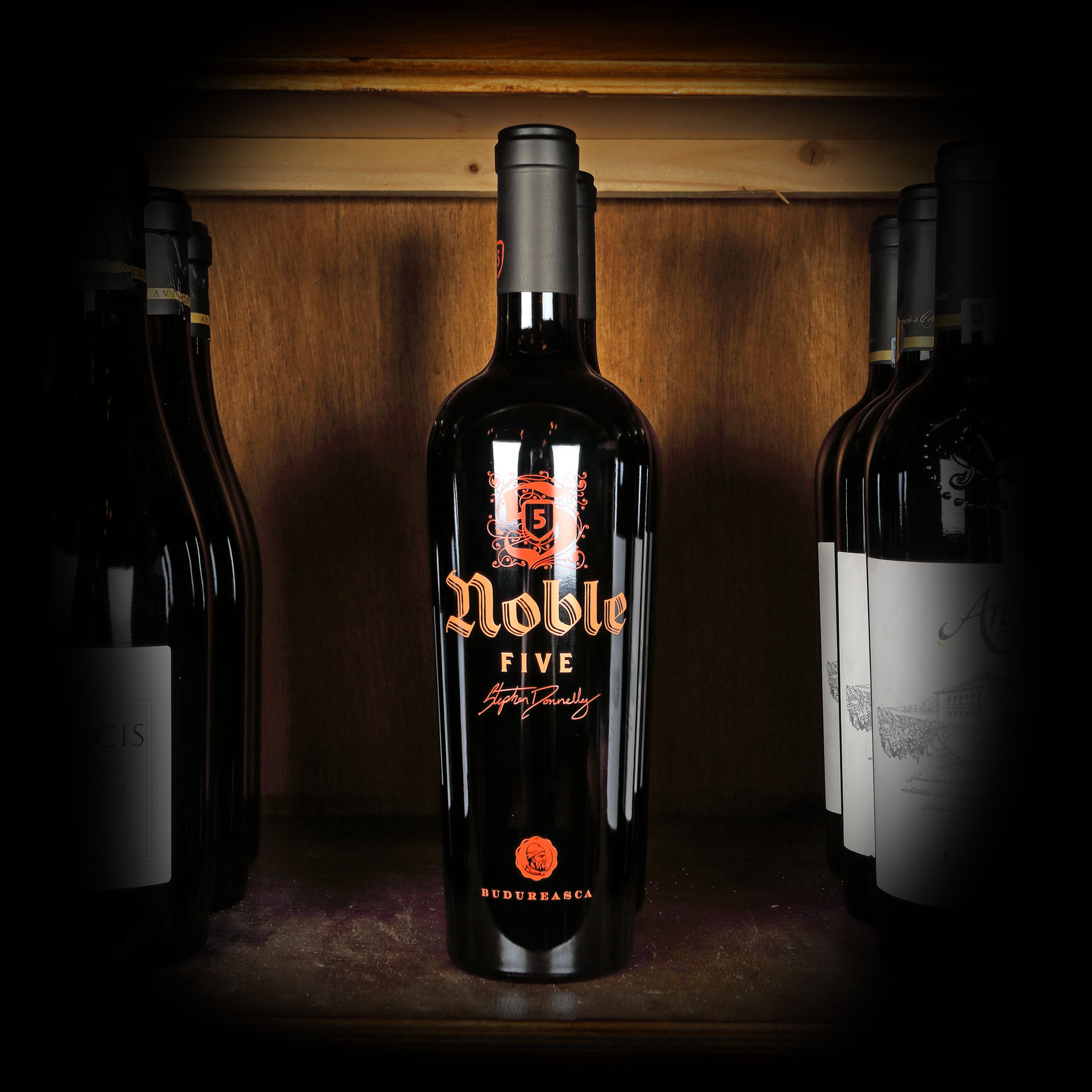 Lotul format din 3 vinuri Noble 5, Budureasca, Dealu Mare, 3st x 0,75l